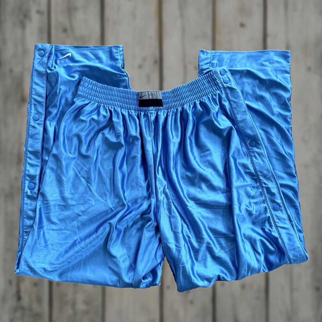 Nike VINTAGE Nike Team Tear Away Snap Basketball Warmup Pants Mens XL North Carolina Men XL Blue Basketball Tear Away Pants Size US 36 / EU 52 - 1 Thumbnail