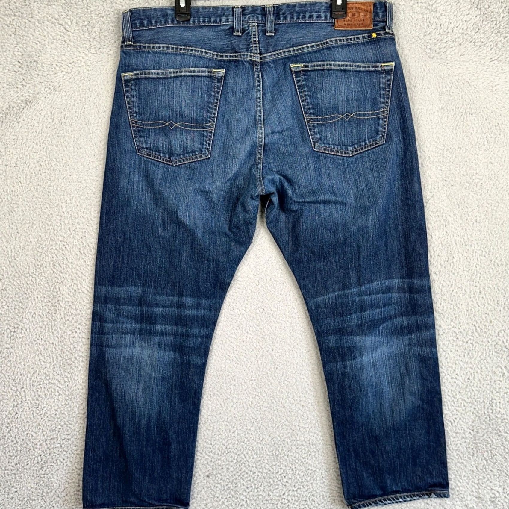 Lucky Brand Lucky Brand 121 Heritage Slim Jeans Mens 38X30 Blue Button Fly Denim Straight Slim 5-Pocket Modern Casual Menswear Size US 38 / EU 54 - 2 Thumbnail