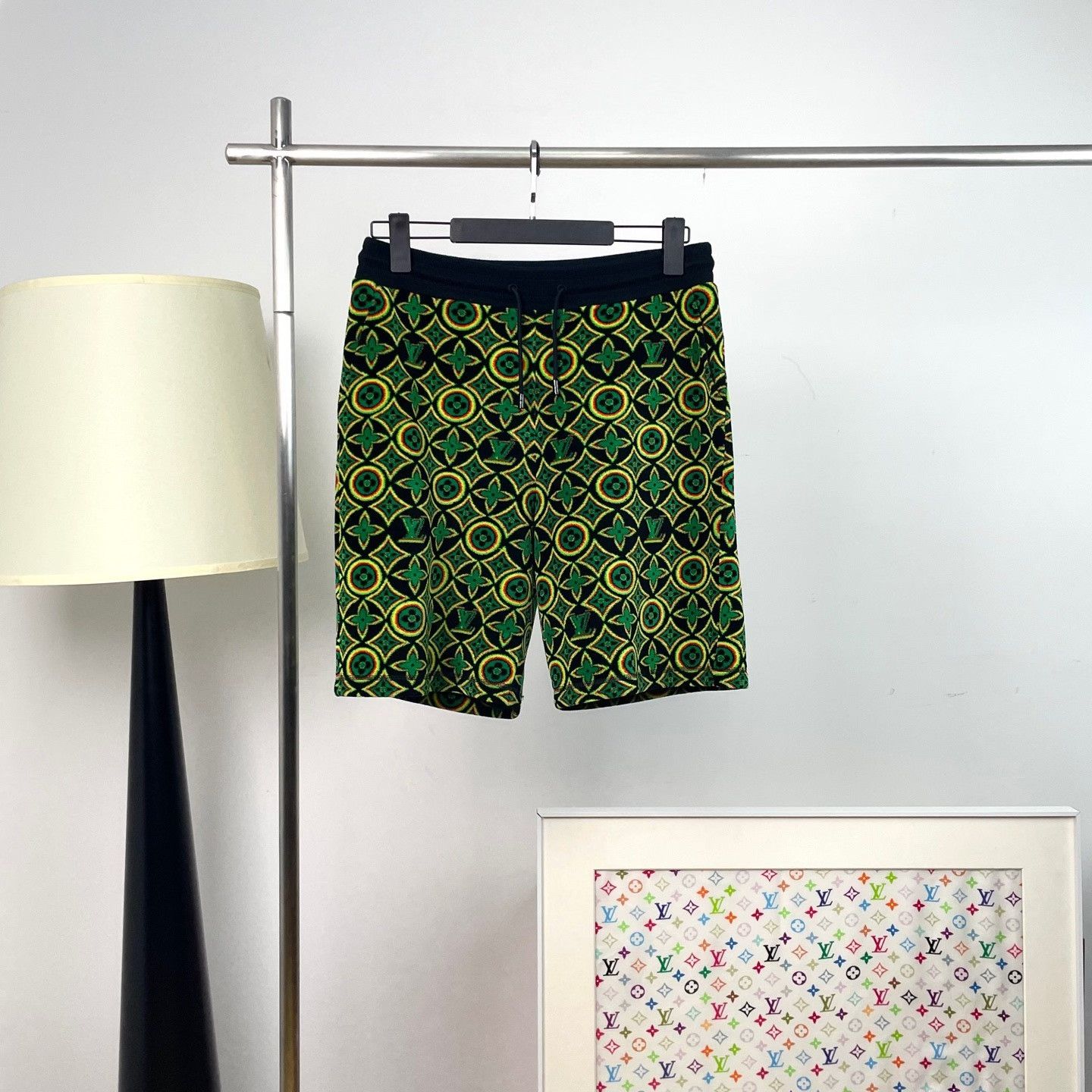 Louis Vuitton Louis Vuitton Casual Printed Casual Pants 36 Men Size US 36 / EU 52 - 1 Thumbnail