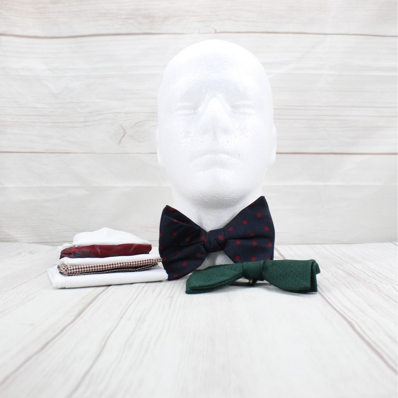 Other Set of 7 Men's Multicolor Bow Ties Pocket Handkerchiefs Size ONE SIZE - 1 Thumbnail