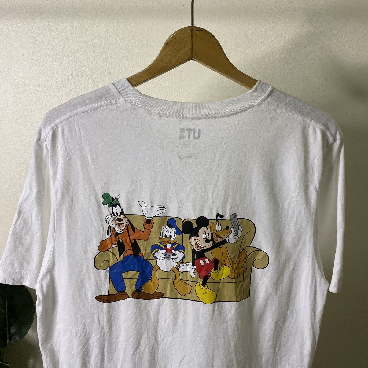 Disney × Mickey Mouse × Uniqlo Uniqlo x Disney Mickey Mouse Collaboration Tee Size US M / EU 48-50 / 2 - 2 Thumbnail