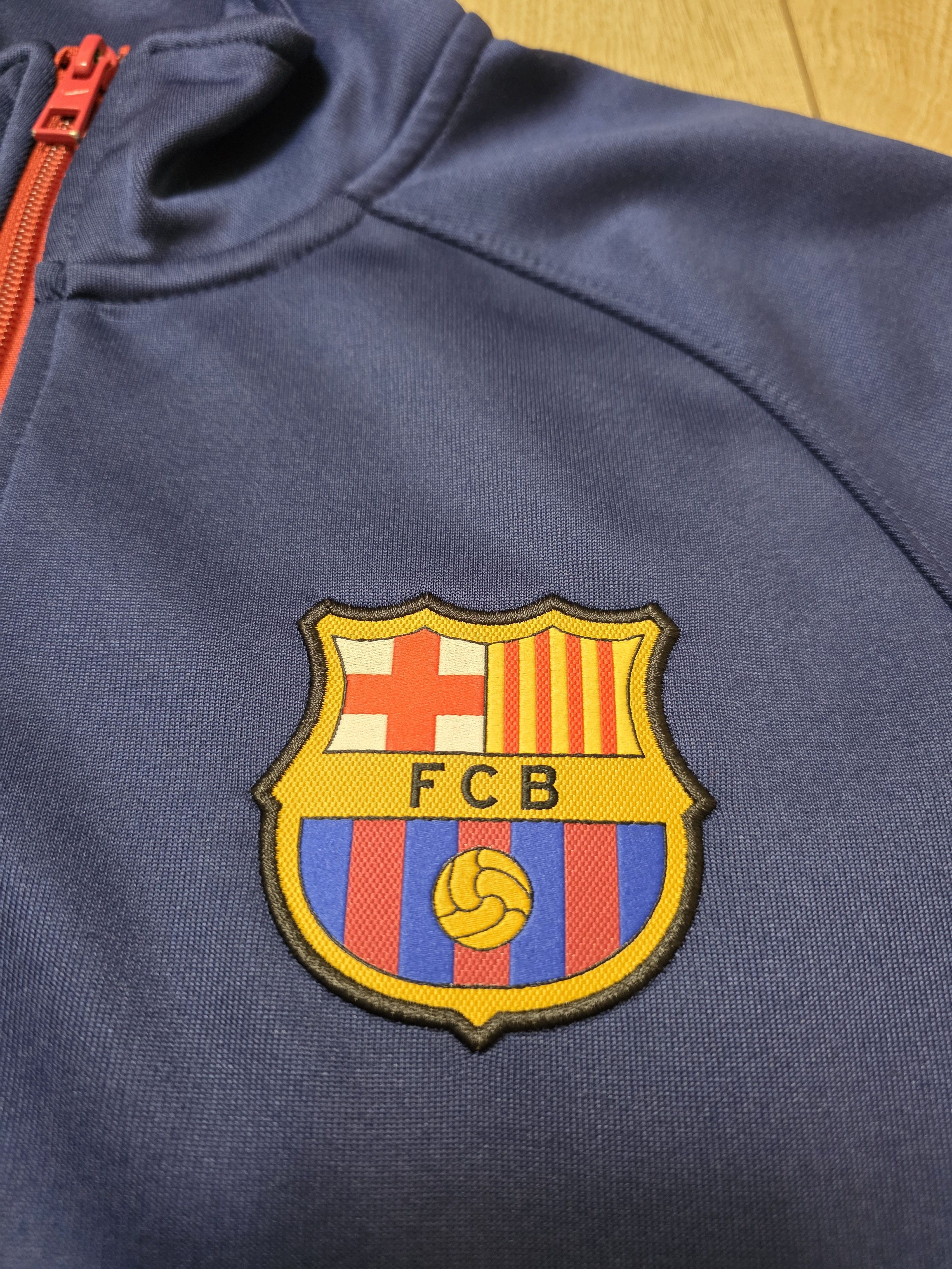 Nike BARCELONA 2015 TRAINING FOOTBALL JACKET PRE MATCH SOCCER Size US M / EU 48-50 / 2 - 4 Thumbnail