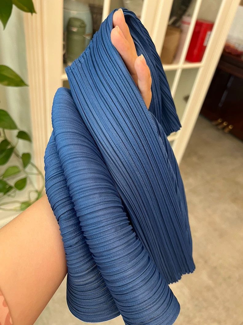 Issey Miyake Issey Miyake size:3 Smoggy blue pleated short-sleeved top Size XS / US 0-2 / IT 36-38 - 6 Thumbnail