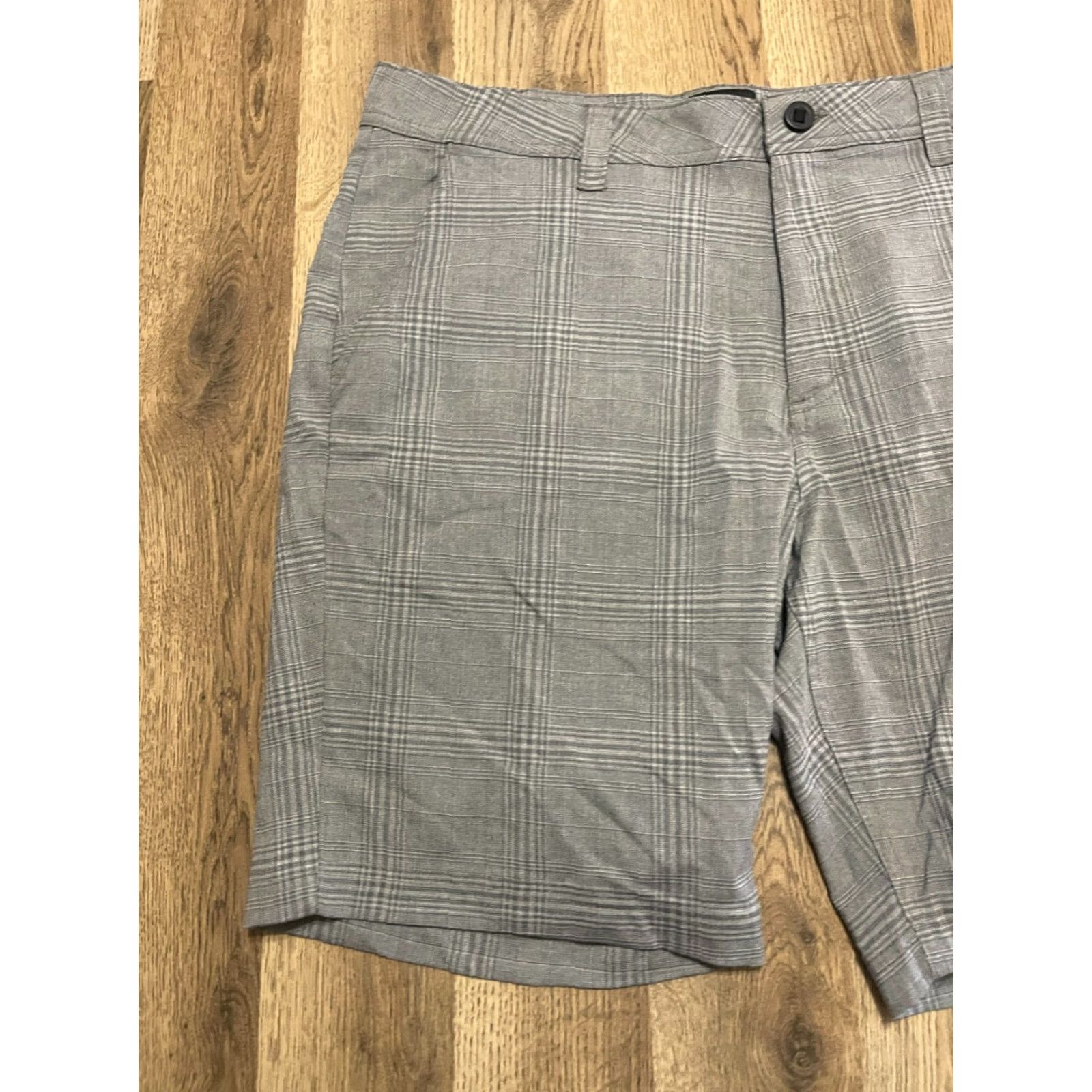 O'Neill O'Neill Men's Shorts Plaid Gray Regular Fit 36 Casual Chino Flat Front Free Return Mens Size US 36 / EU 52 - 3 Thumbnail