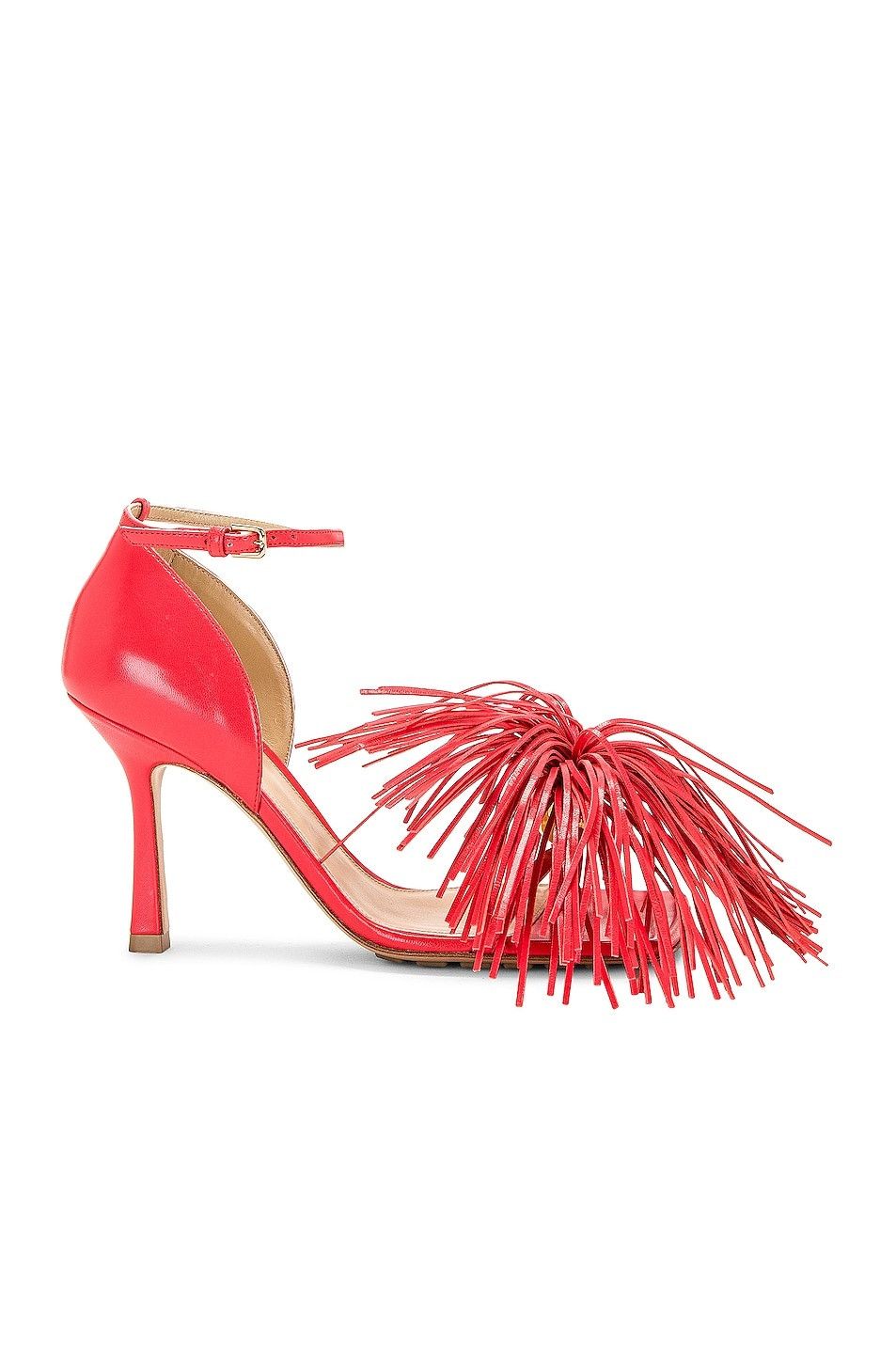 o1y0725 Leather Ankle Thong Strap Sandals in Red