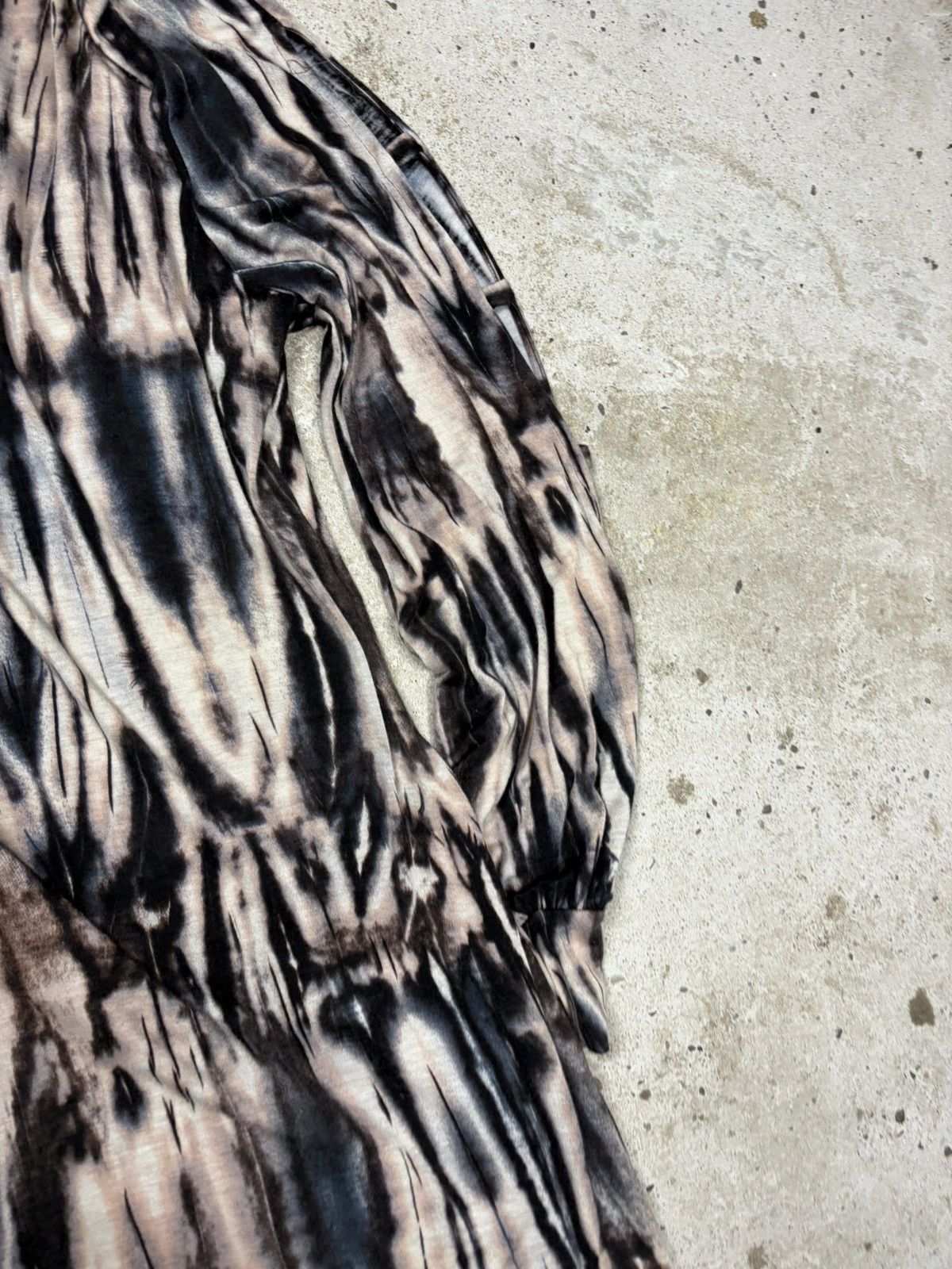 Roberto Cavalli Vintage Roberto Cavalli Animal Print Asymmetrical Dress Size S / US 4 / IT 40 - 18 Thumbnail