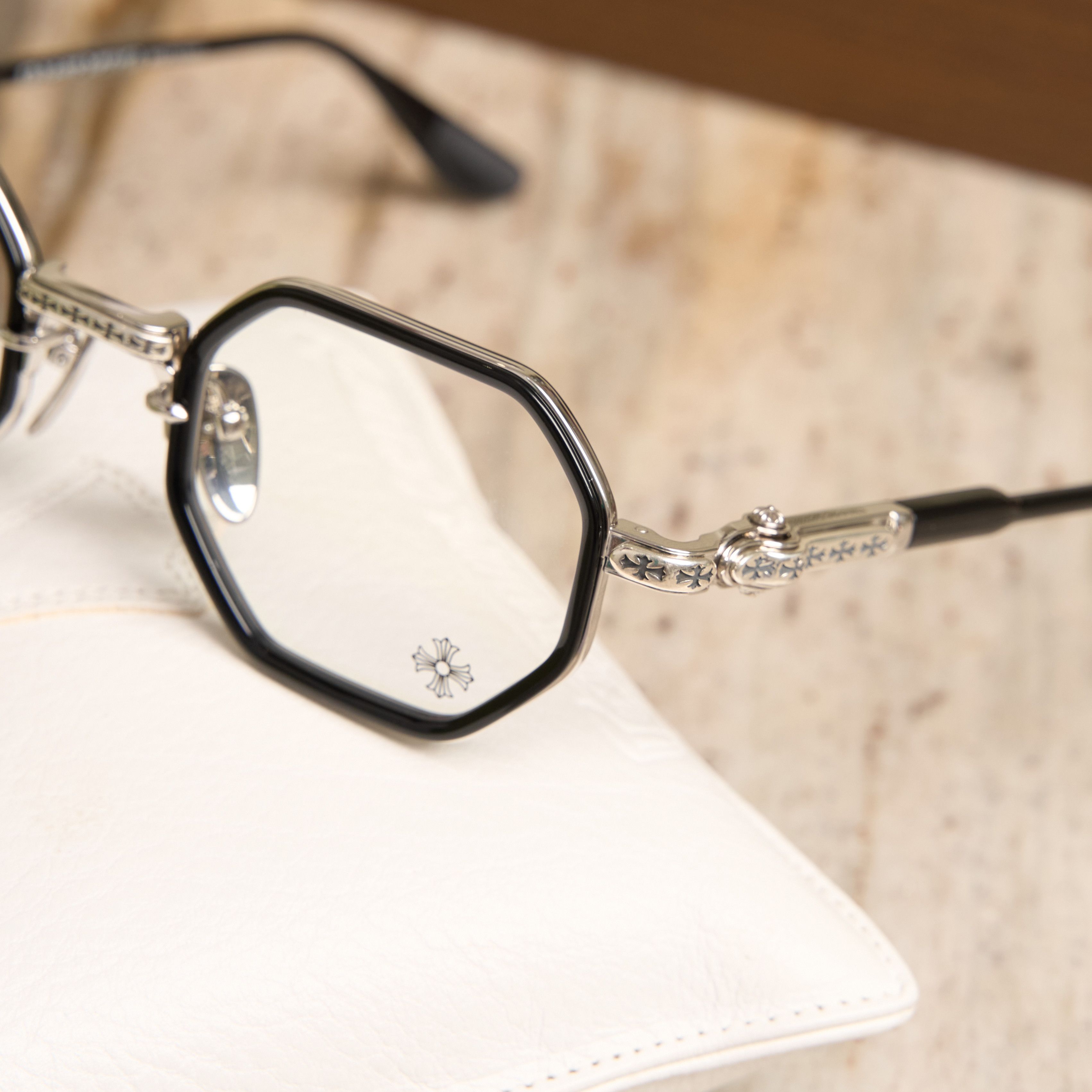 Chrome Hearts CHROME HEARTS TATTERS Size ONE SIZE - 2 Thumbnail