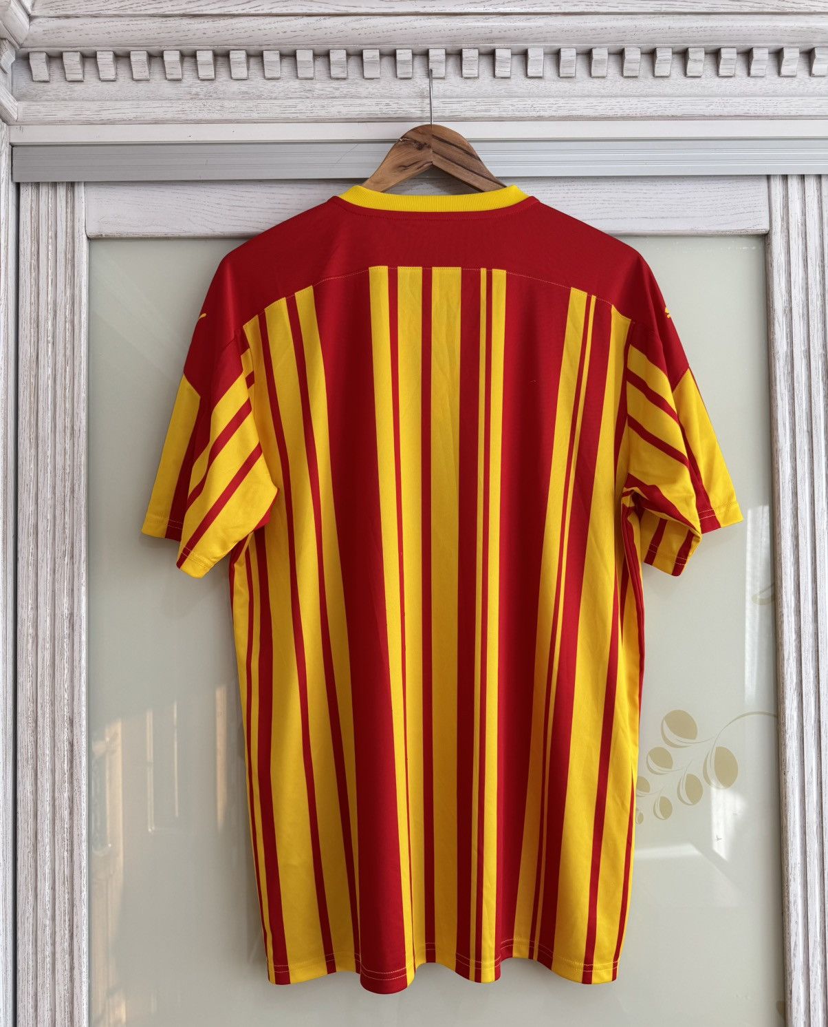 Puma West Bromwich 2020-2021 Third Soccer Jersey Football Kit Size US XL / EU 56 / 4 - 2 Thumbnail