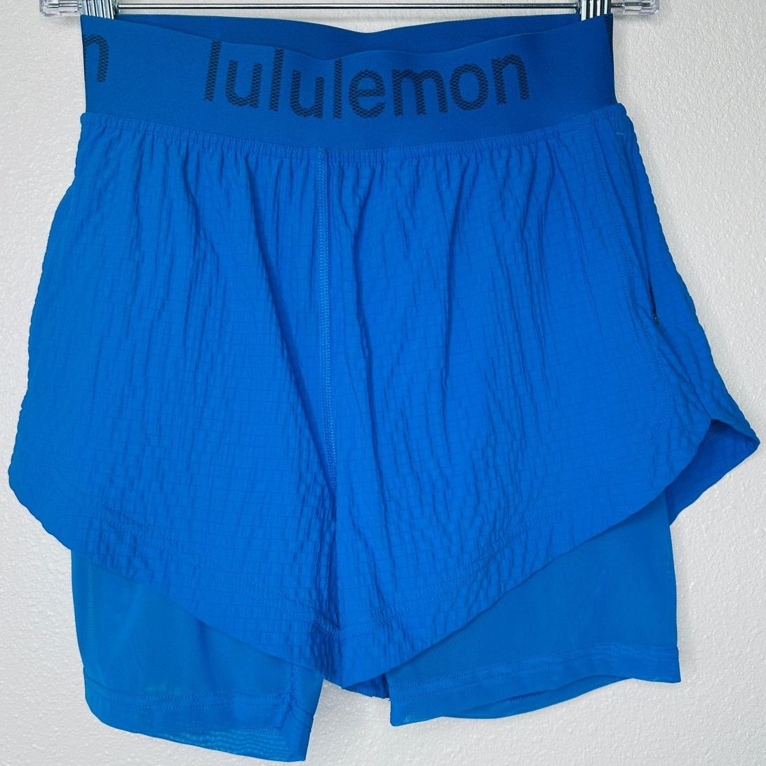 Lululemon Lululemon Blue Crinkle High Rise Short Size 4 Women's Lined Size 27" / US 4 / IT 40 - 2 Thumbnail