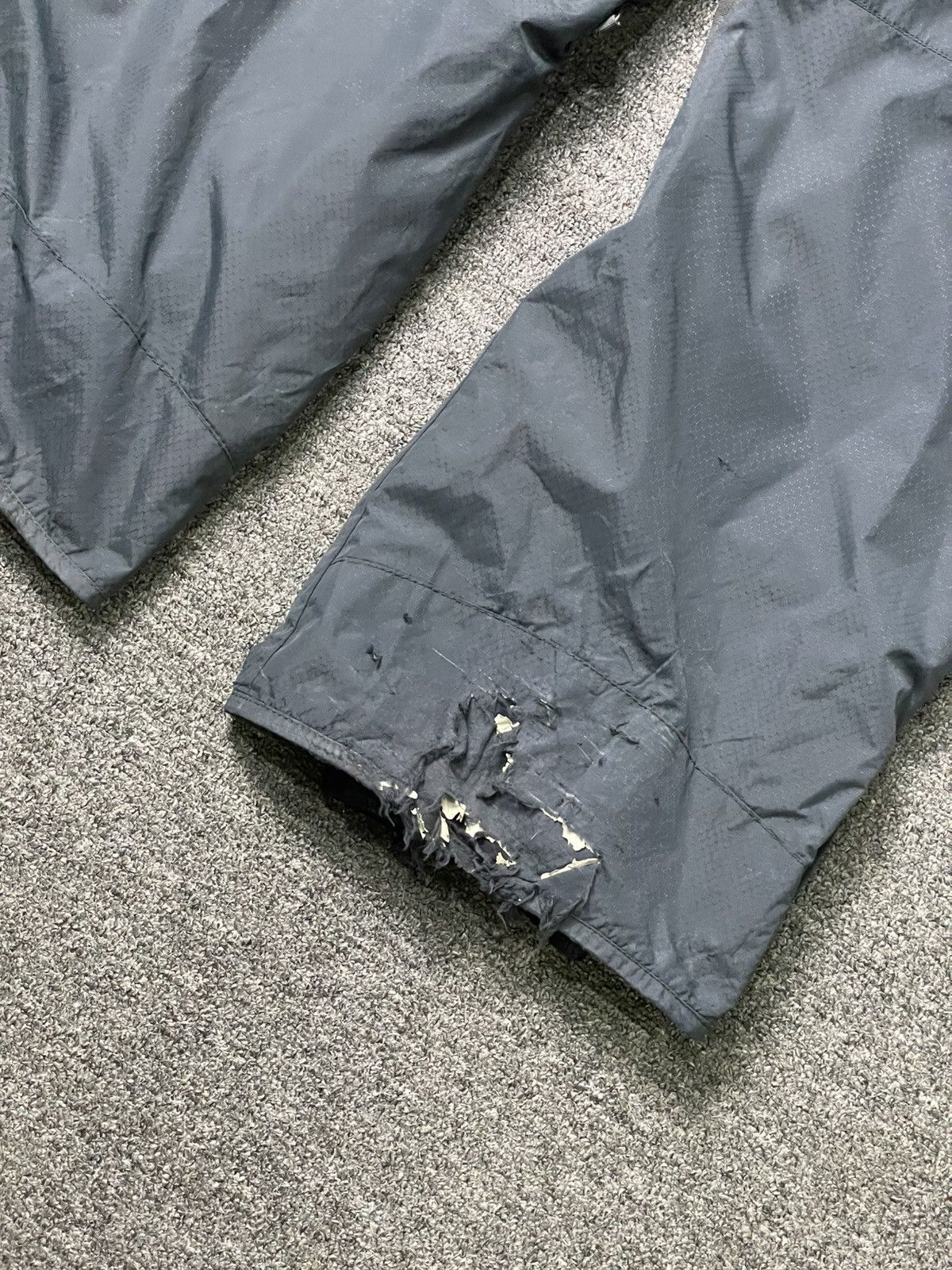 Japanese Brand × Vintage Kissmark Japanese Brand Nylon Cargo Pants (109) Size US 29 - 13 Thumbnail
