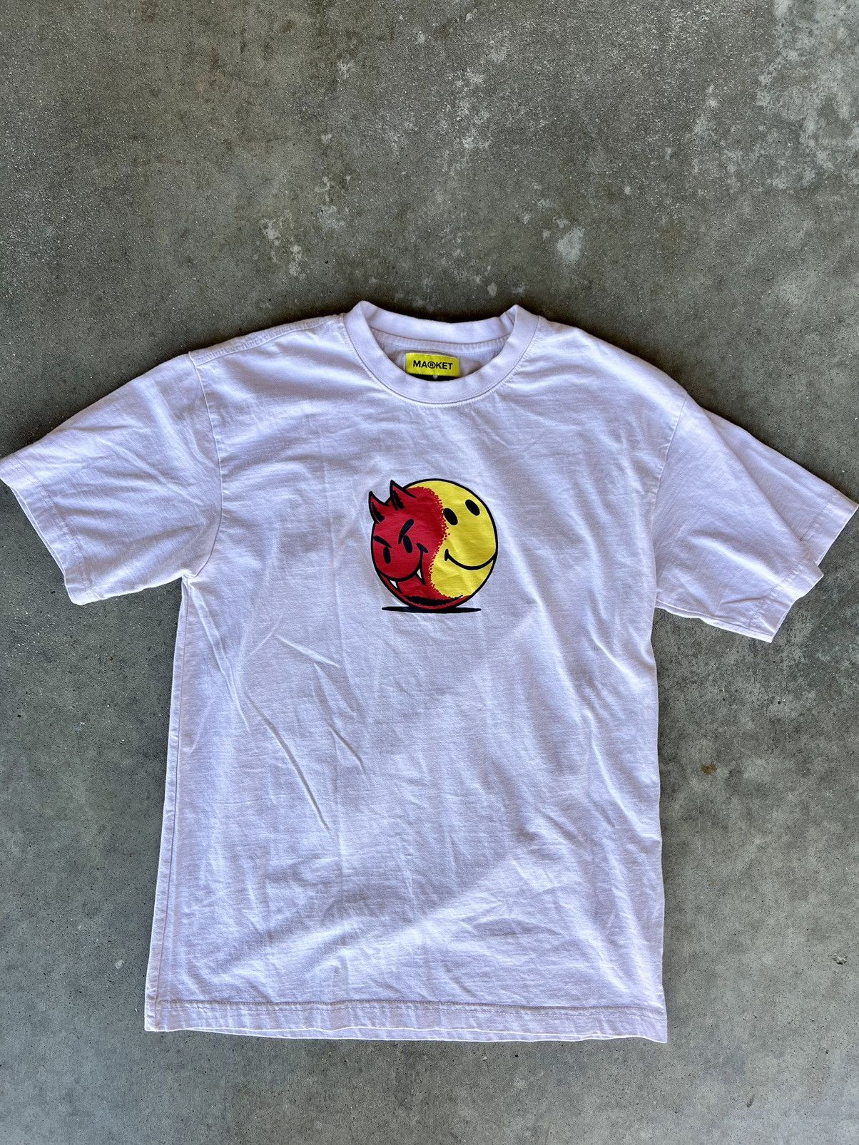 Market Light Pink Y2K Market T-Shirt. Size US M / EU 48-50 / 2 - 1 Thumbnail