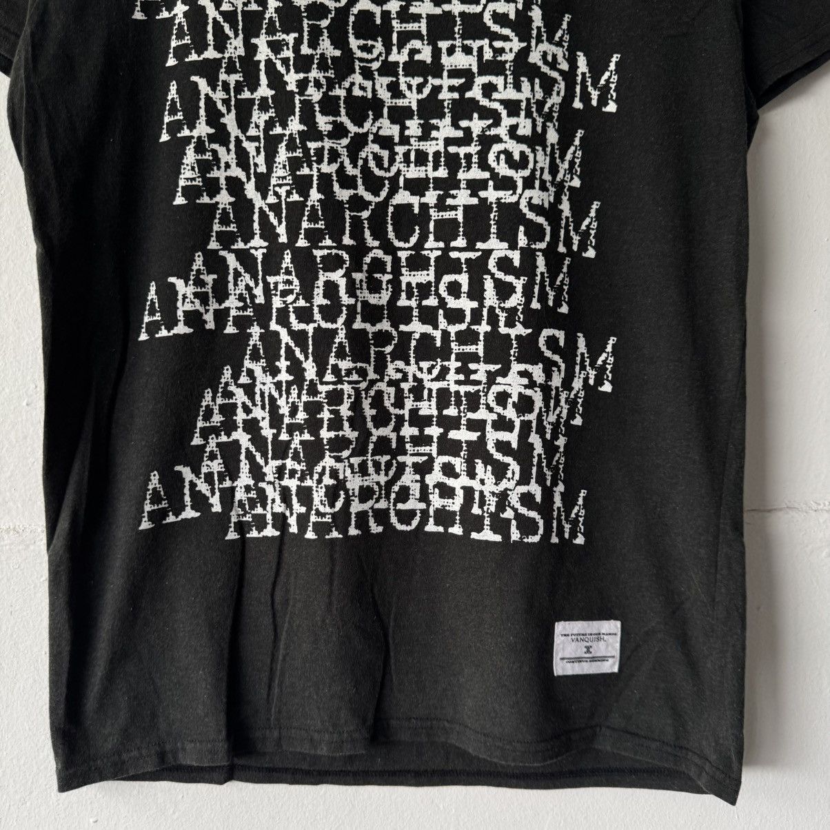 Japanese Brand Vanquish “Anarchism” V-neck Shirt Size US L / EU 52-54 / 3 - 4 Thumbnail
