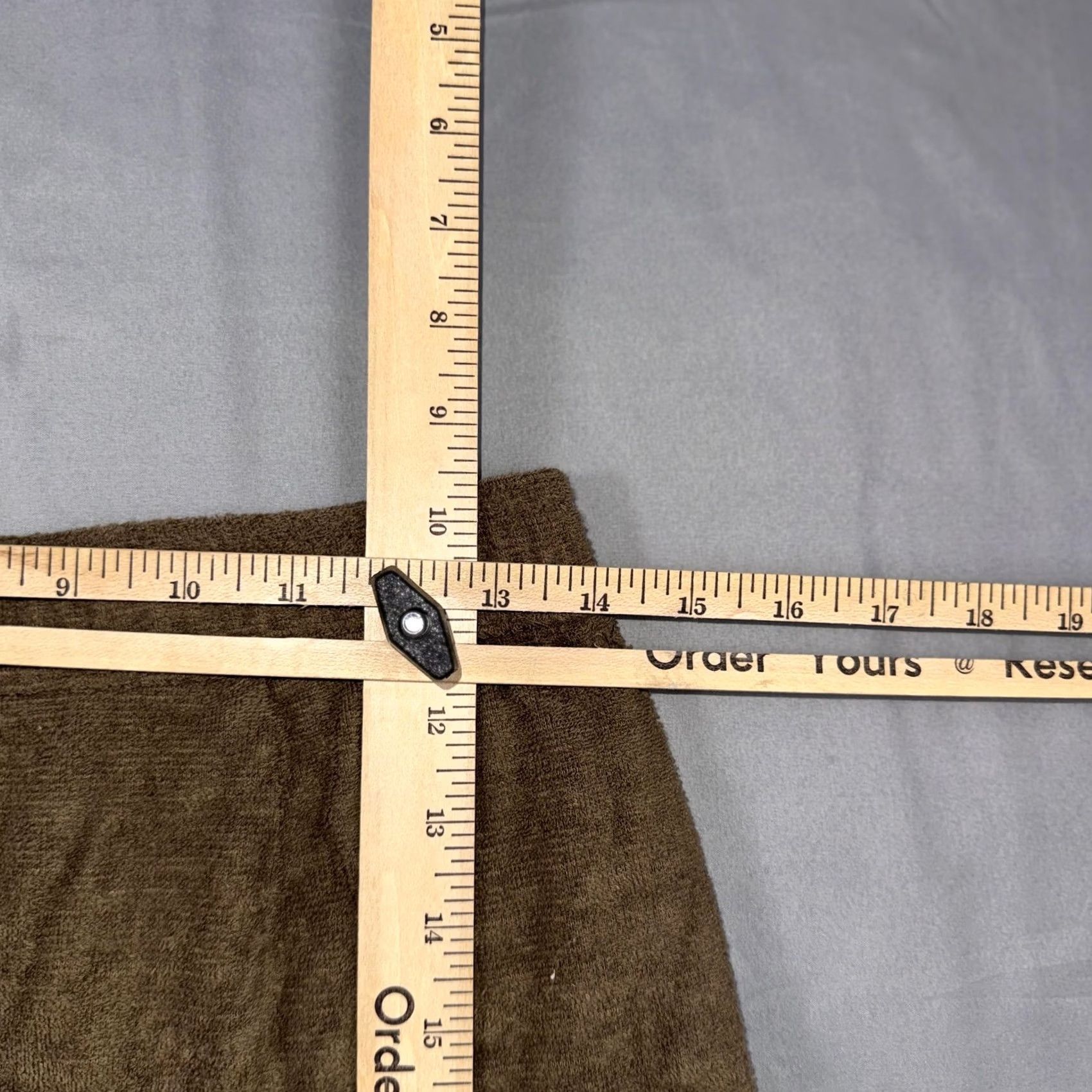 Outerknown VINTAGE? No. Outerknown Shorts Women S Brown Terry Cloth Elastic Waist Logo Embroidered Casual Summer Sweat Shorts Size 28" / US 6 / IT 42 - 6 Thumbnail