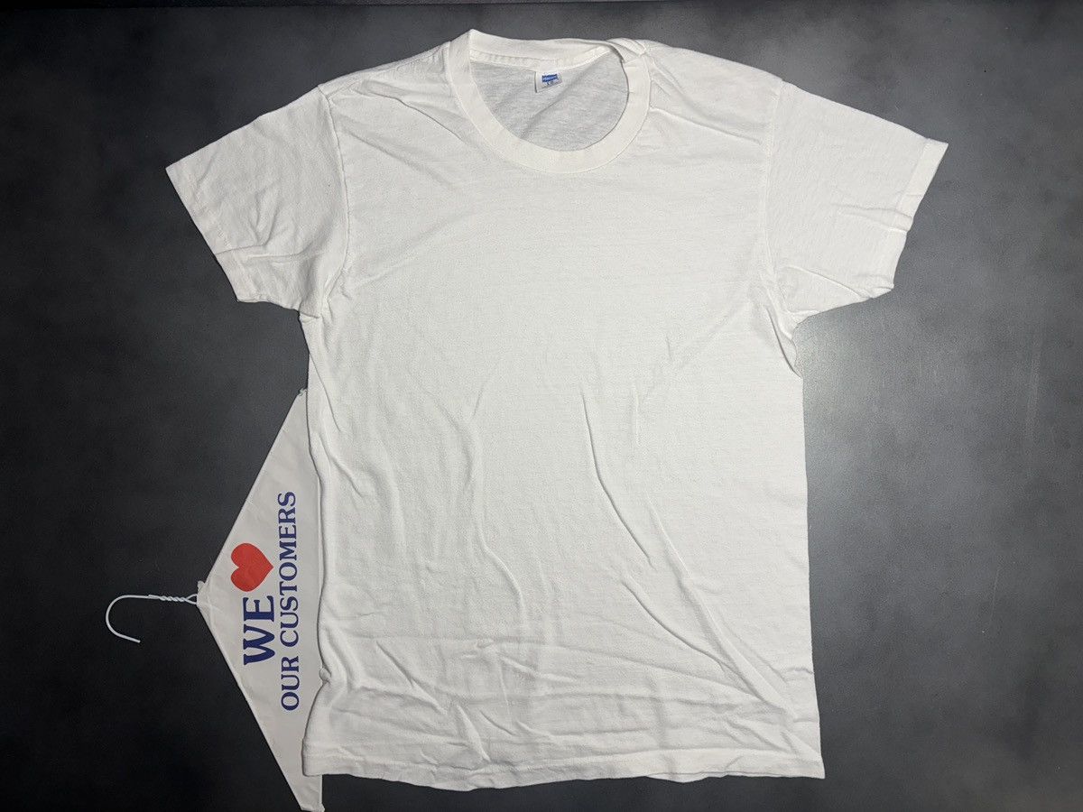 Hanes Vintage Hanes T-Shirt 1970s Blank Tee 1980s White Blue Tag Size US M / EU 48-50 / 2 - 12 Thumbnail