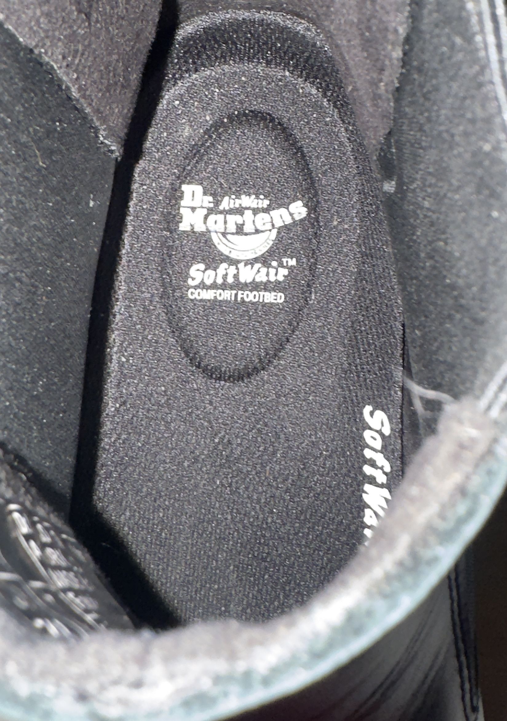 Dr. Martens Chelsea Boots Size US 7 / EU 40 - 3 Thumbnail