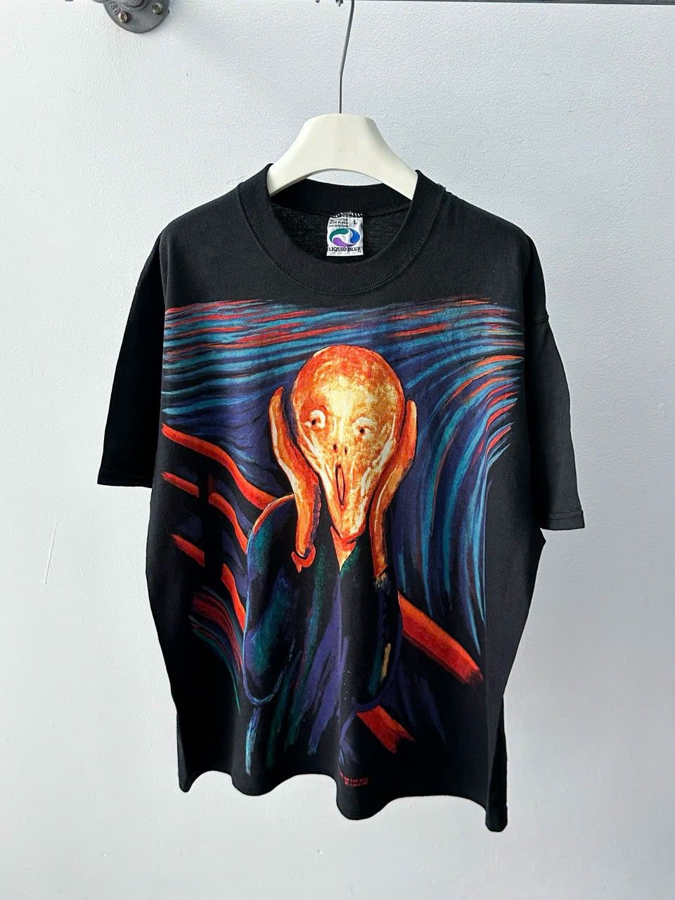 Liquid Blue 1996 Edvard Munch The Scream Size US L / EU 52-54 / 3 - 2 Thumbnail