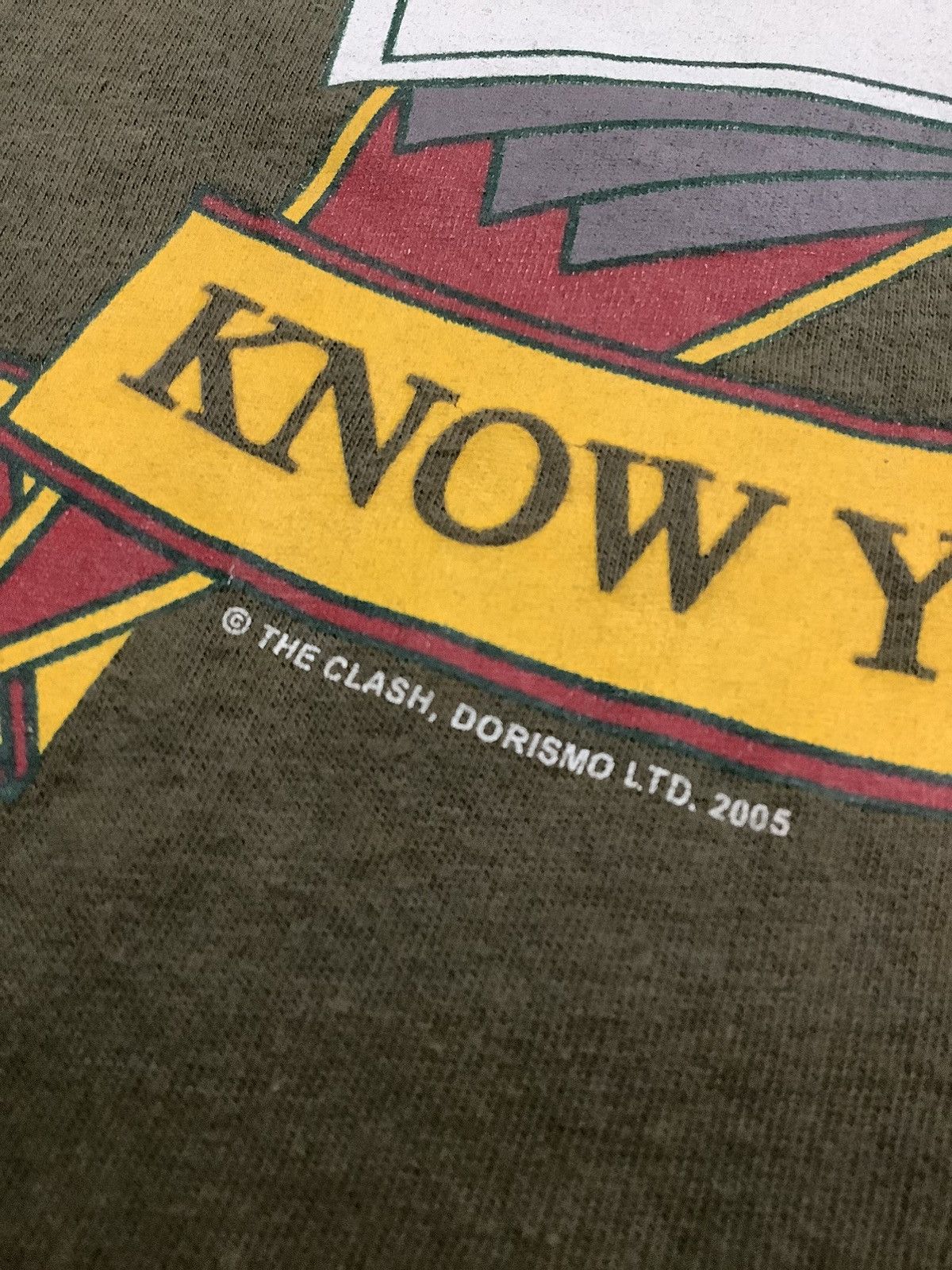 Band Tees × Merc × Vintage VINTAGE 2000s THE CLASH (KNOWS YOUR RIGHT) Size US S / EU 44-46 / 1 - 9 Thumbnail