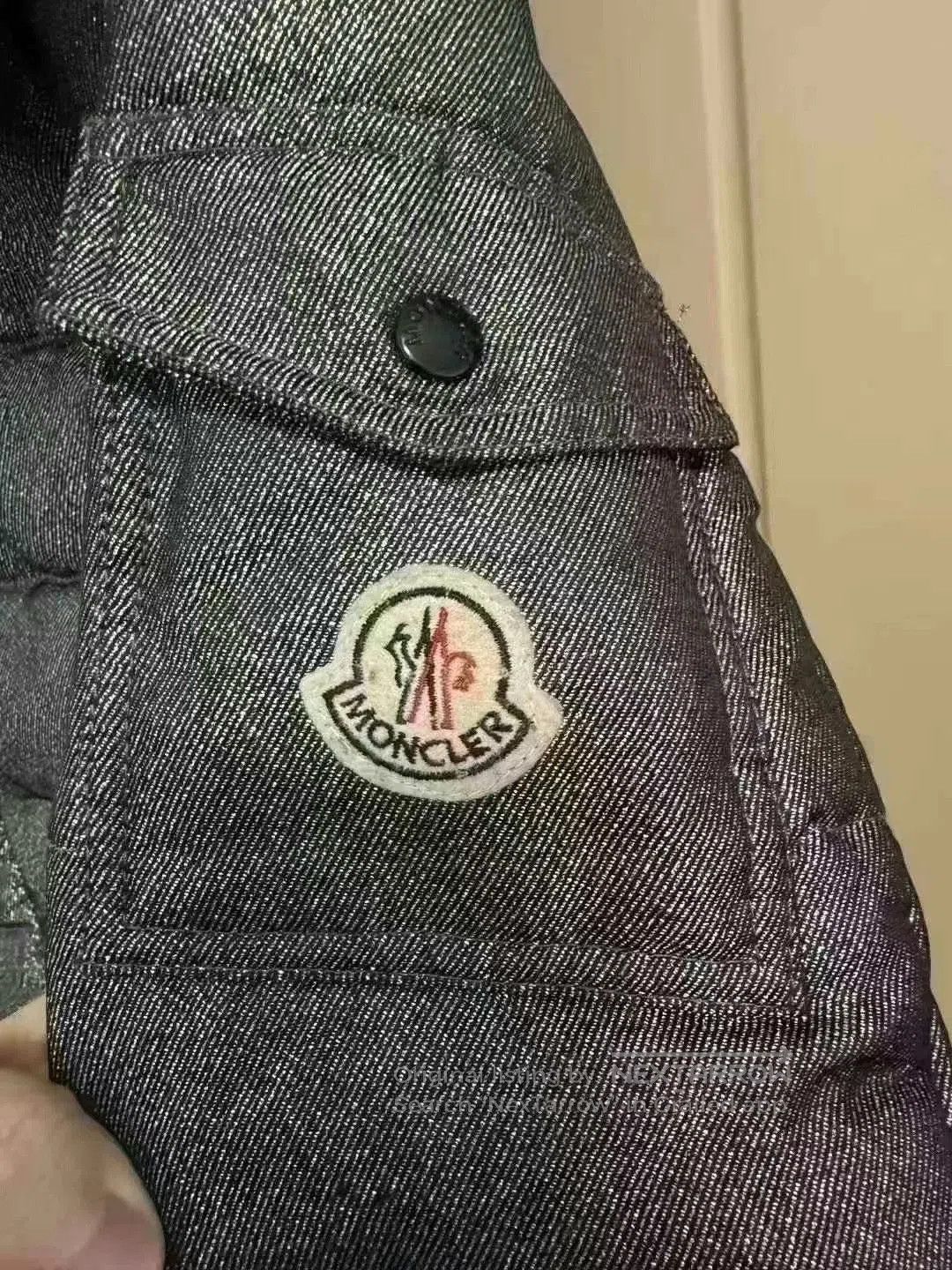 Moncler moncler logo hooded down jacket. Size US XS / EU 42 / 0 - 6 Thumbnail