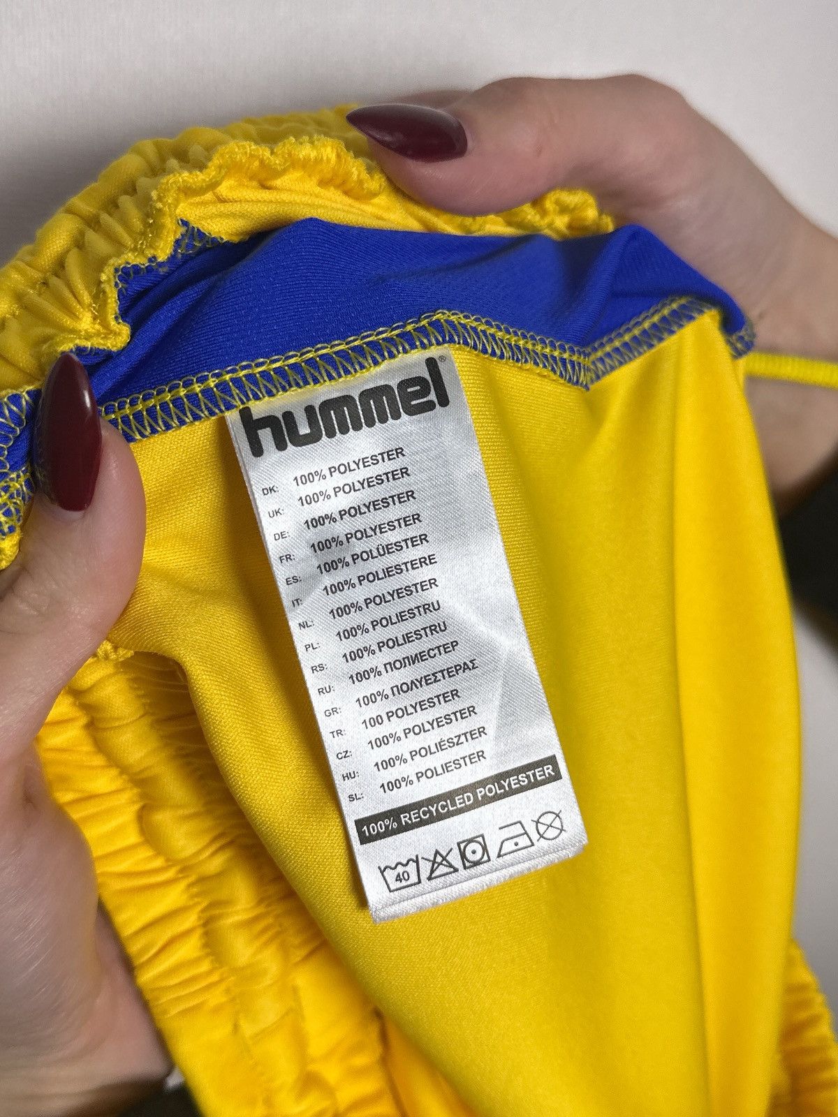 Hummel Hummel Everton Football Shirt+Shorts Jersey Third 2022/23 Size US S / EU 44-46 / 1 - 11 Thumbnail