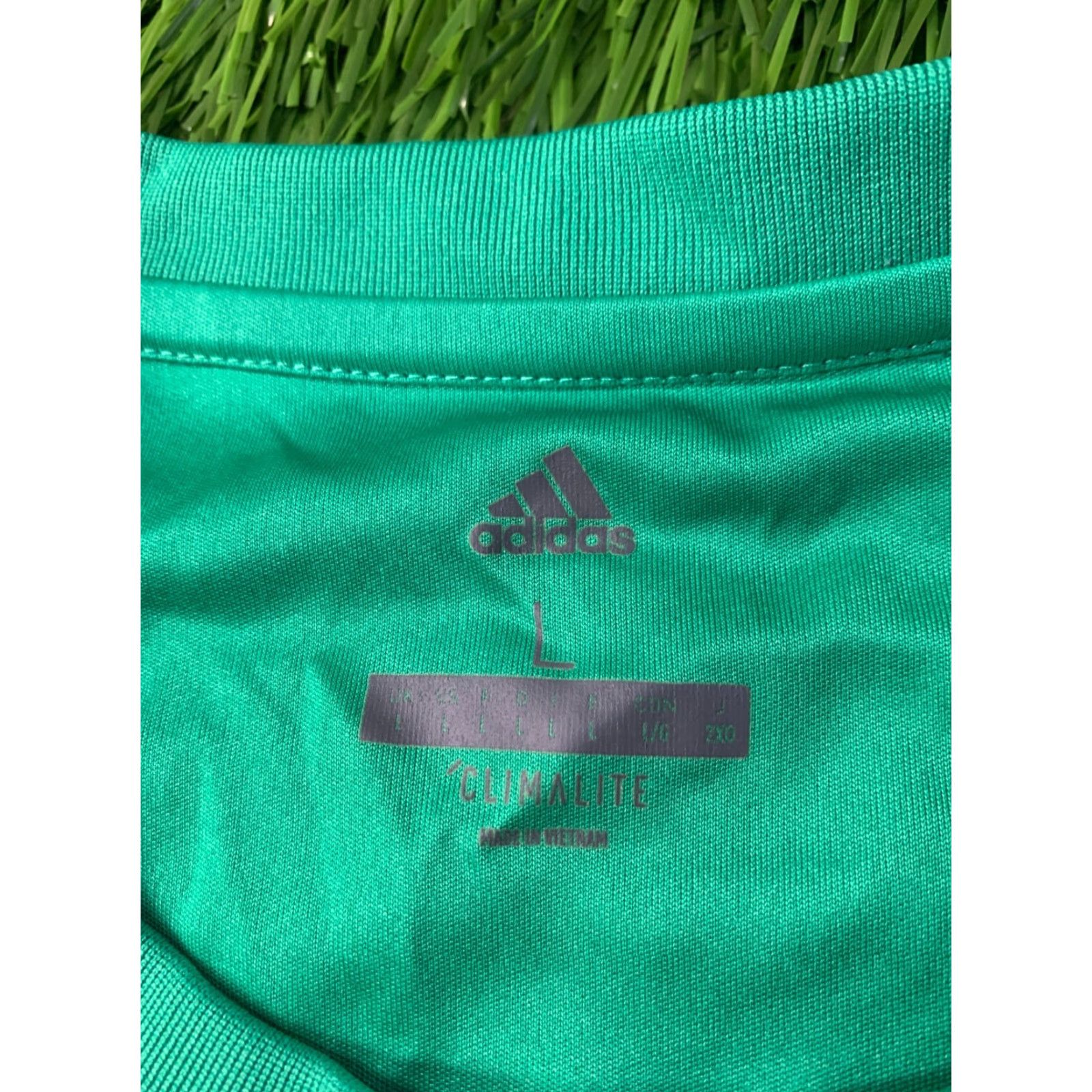 Adidas ADIDAS Tango PERFORMANCE Jersey Football Men Shirt L Green 2017 Tango Model Vintage No Size US L / EU 52-54 / 3 - 5 Thumbnail