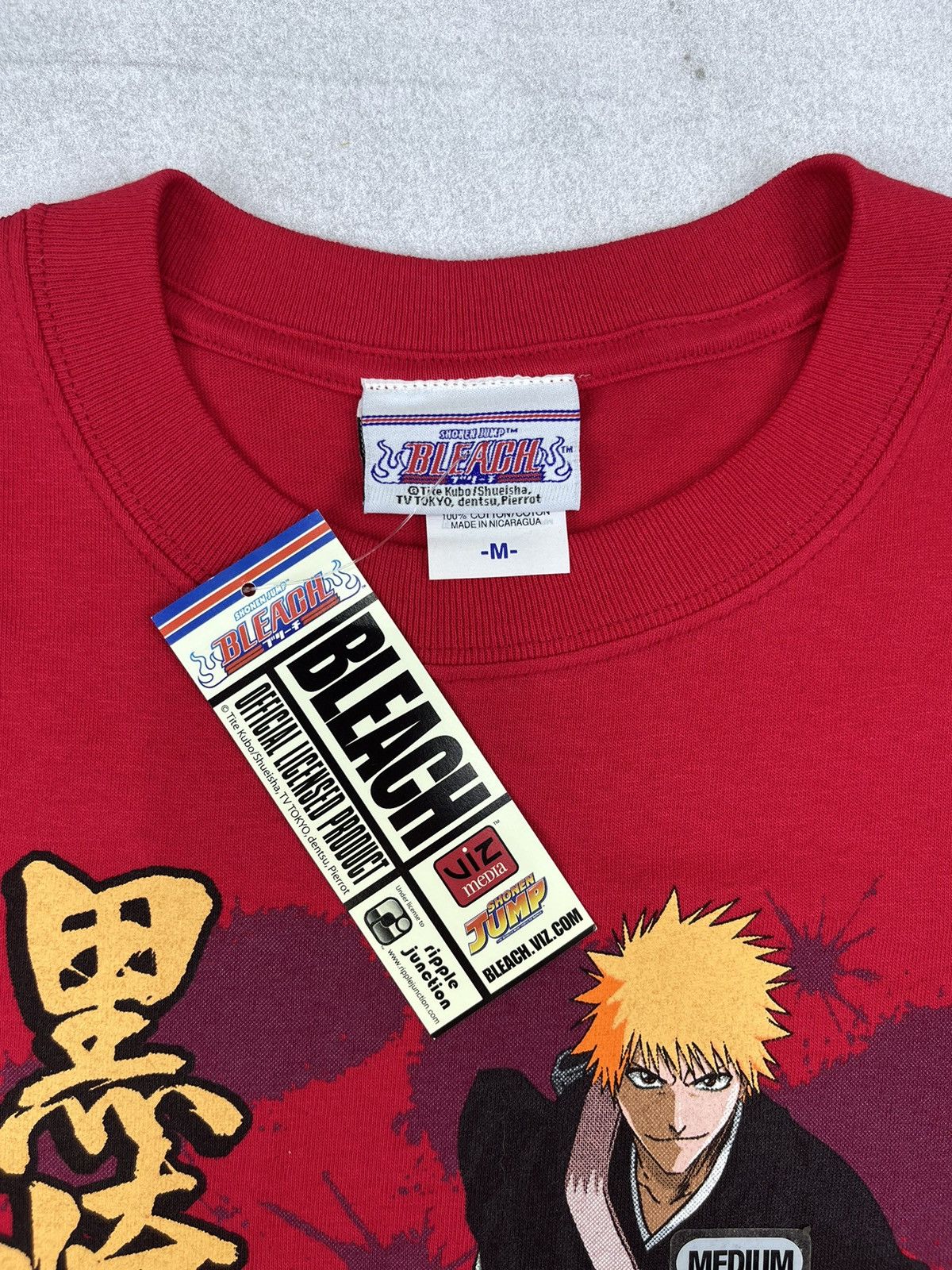 Anime VINTAGE ANIME BLEACH (ICHIGO KUROSAKI) NEW OLD STOCK Size US M / EU 48-50 / 2 - 4 Thumbnail