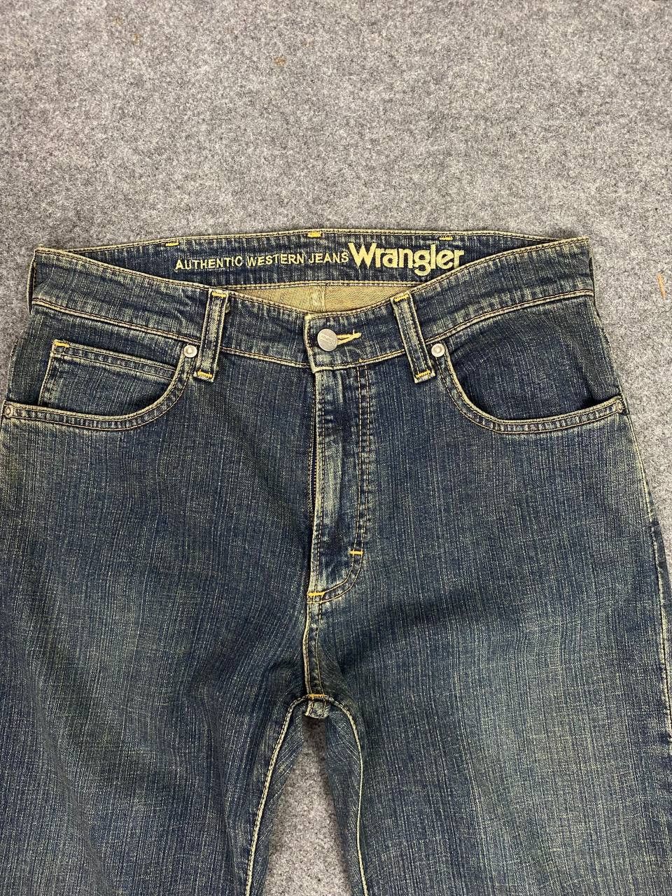 Wrangler vintage wrangler authentic western denim Size US 33 - 7 Thumbnail