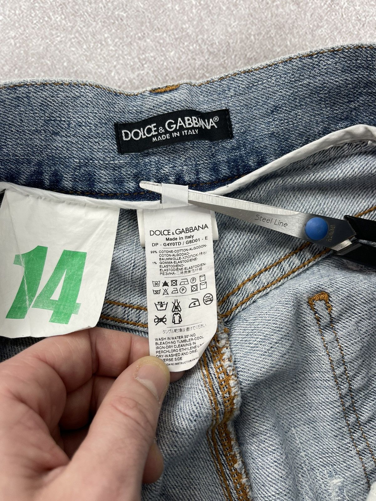 Dolce & Gabbana Vintage Dolce & Gabbana Distressed Denim Cropped Jeans Size US 31 - 15 Thumbnail