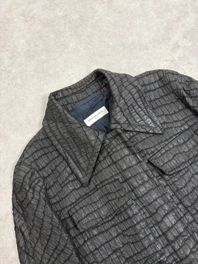 Dries Van Noten Dries Van Noten Black Crocodile Effect Cropped Jacket Size S / US 4 / IT 40 - 5 Thumbnail