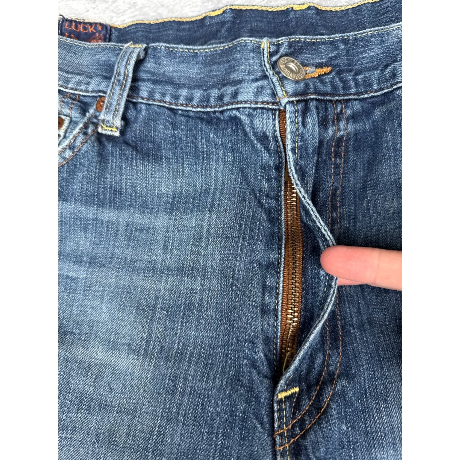Lucky Brand VINTAGE Lucky Brand Jeans Mens 36x33 Blue Denim Bootcut Ashbury 181 100% Cotton Size US 36 / EU 52 - 5 Thumbnail