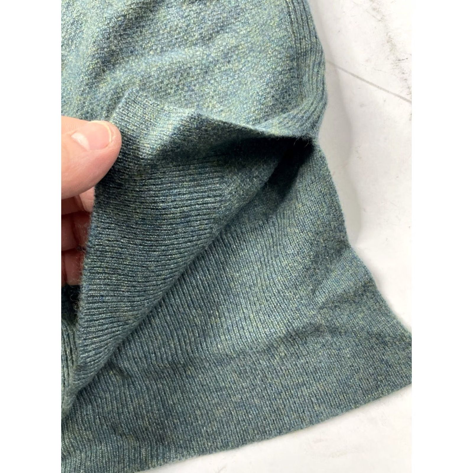 Cynthia Rowley CYNTHIA ROWLEY Crewneck Sweater Womens Large Green 100% Cashmere Solid Knit Long Sleeve Pullover Regular Fit Hand Wash Only Christmas Classic Seasonal Size L / US 10 / IT 46 - 7 Thumbnail