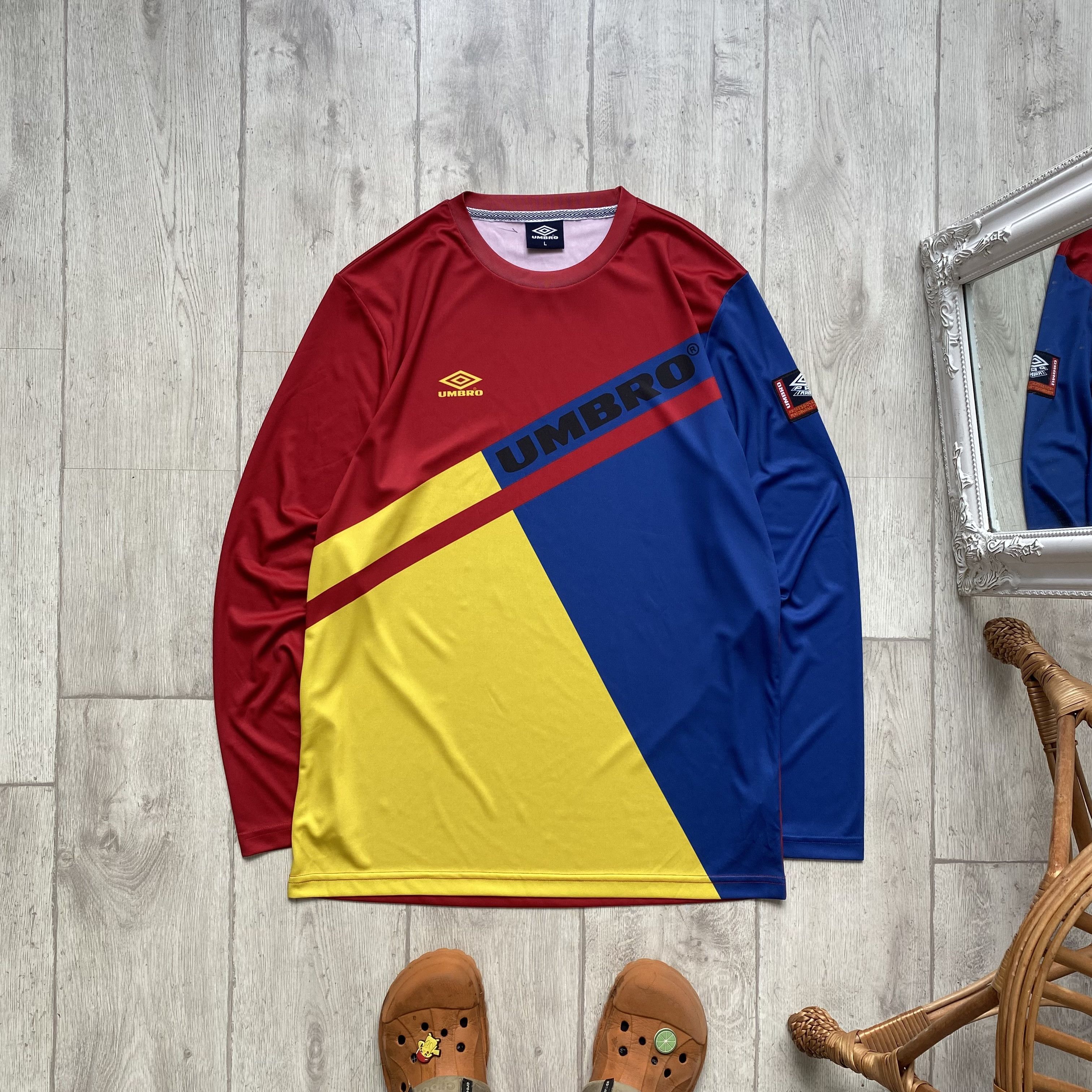 Umbro ⚽️Umbro Pro Training jersey Long sleeve Vintage soccer Size US L / EU 52-54 / 3 - 1 Thumbnail