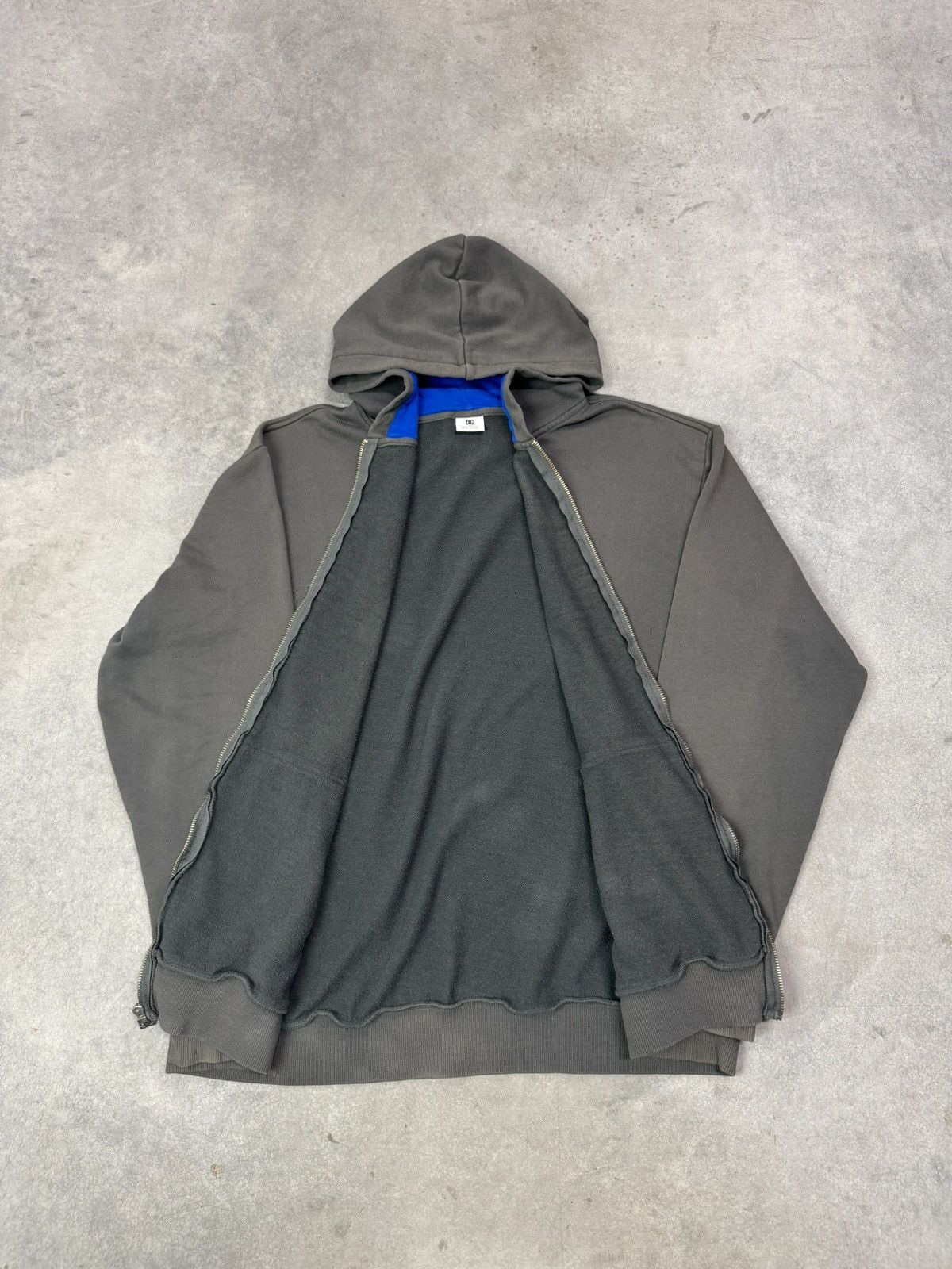 DC Vintage Y2K DC Shoes Hoodie Sweatshirt X-Large Gray Size US XL / EU 56 / 4 - 5 Thumbnail