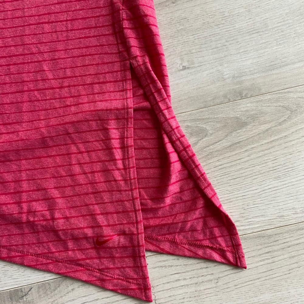 Designer Stylish Athletic Tank Top with Asymmetrical Hem Size M / US 6-8 / IT 42-44 - 3 Thumbnail