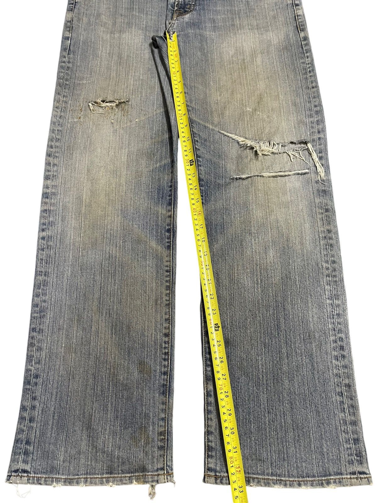 Jun Takahashi Vintage Japanese Brand Blue Wash Distress Loose Jeans Size US 36 / EU 52 - 13 Thumbnail