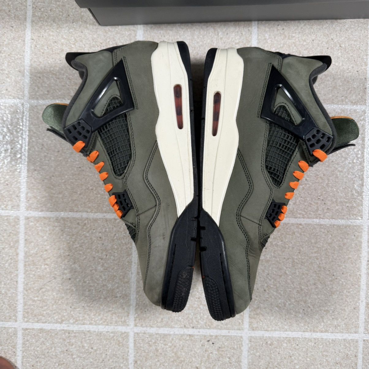Jordan Brand Size 11.5 - Men's Undefeated x Air Jordan 4 Retro 2025 Size US 11.5 / EU 44-45 - 9 Thumbnail