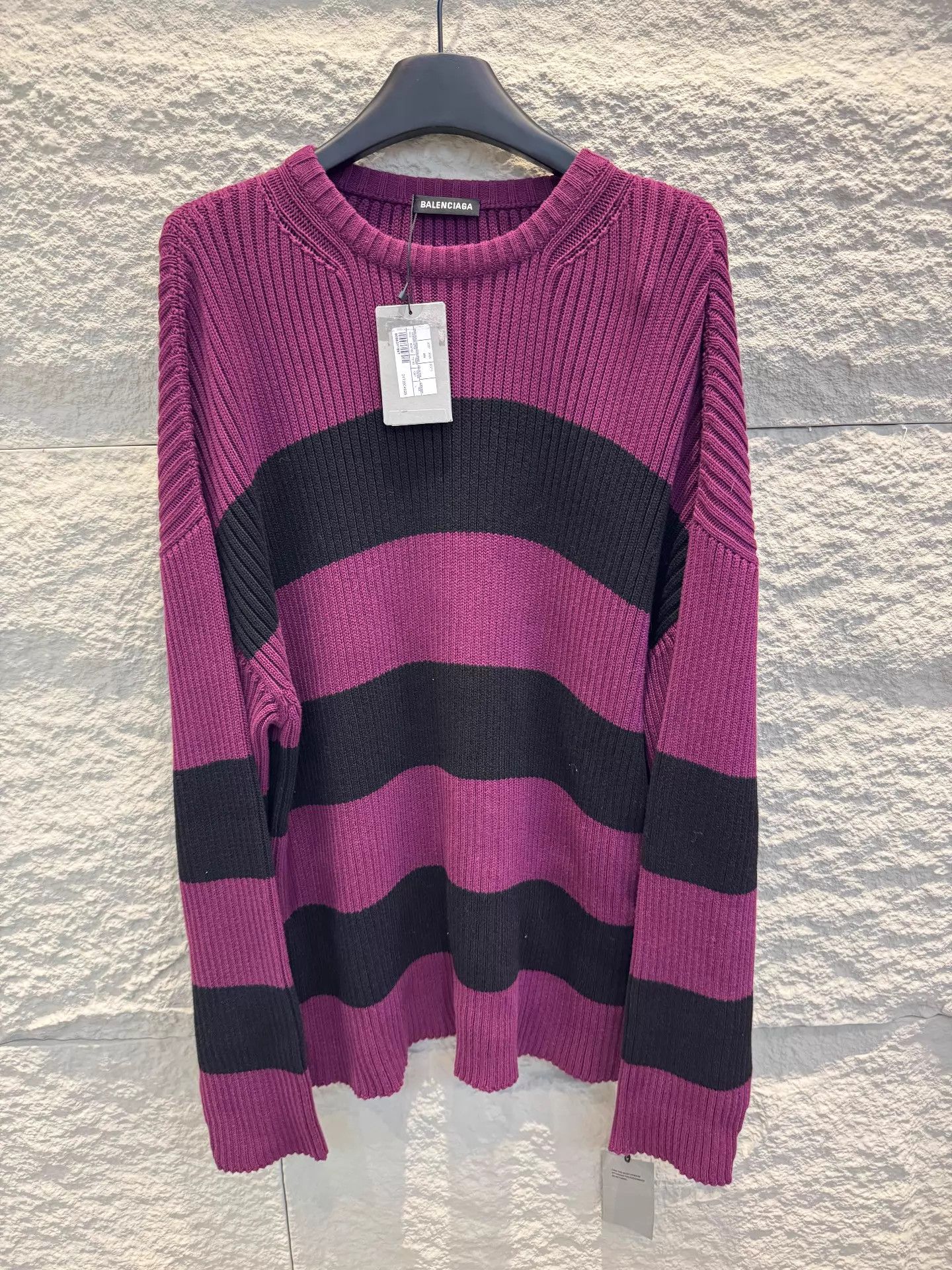 Balenciaga Balenciaga 2020 SS purple-pink-black unisex L sweater Size L / US 10 / IT 46 - 1 Thumbnail