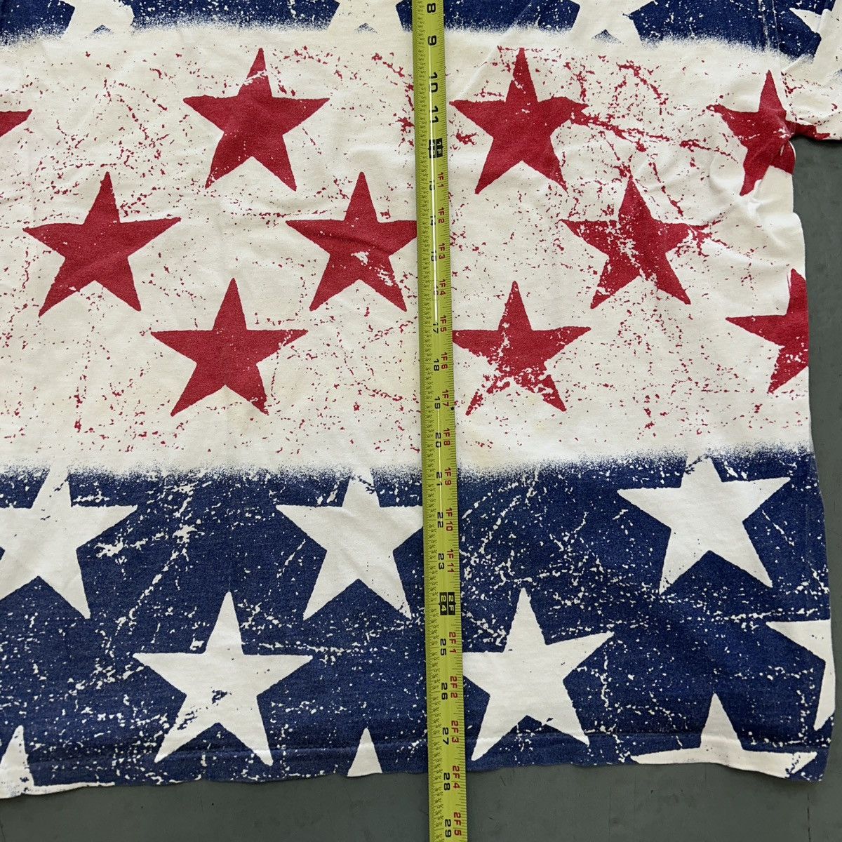 Vintage Vintage 90s American Flag All Over Print T-Shirt Size US L / EU 52-54 / 3 - 5 Thumbnail