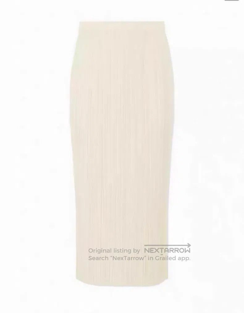 Issey Miyake Issey Miyake size:5 White skirt Size 31" - 1 Thumbnail