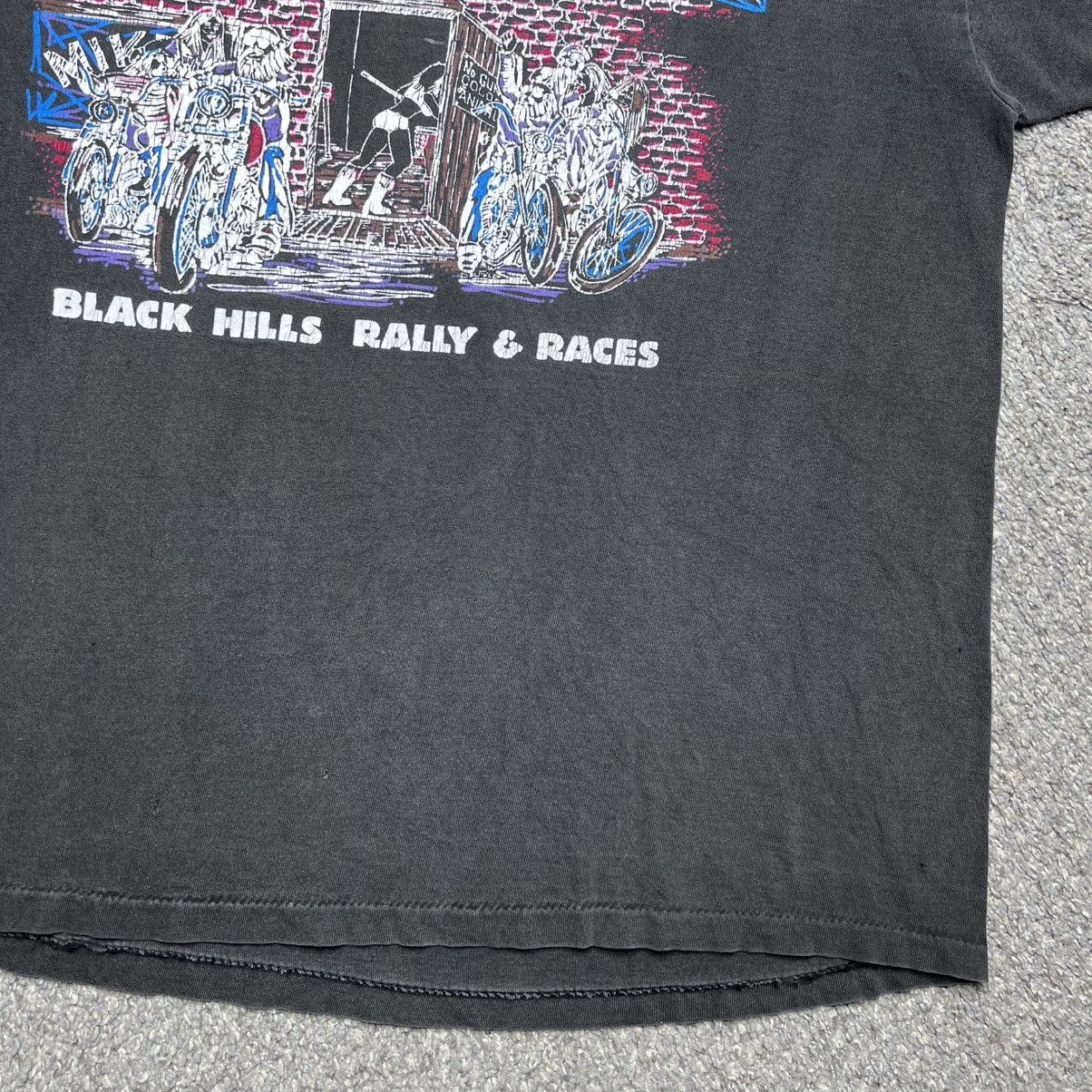 Other 1995 Sturgis Black Hills Rally South Dakota Biker Bar TShirt Size US L / EU 52-54 / 3 - 8 Thumbnail