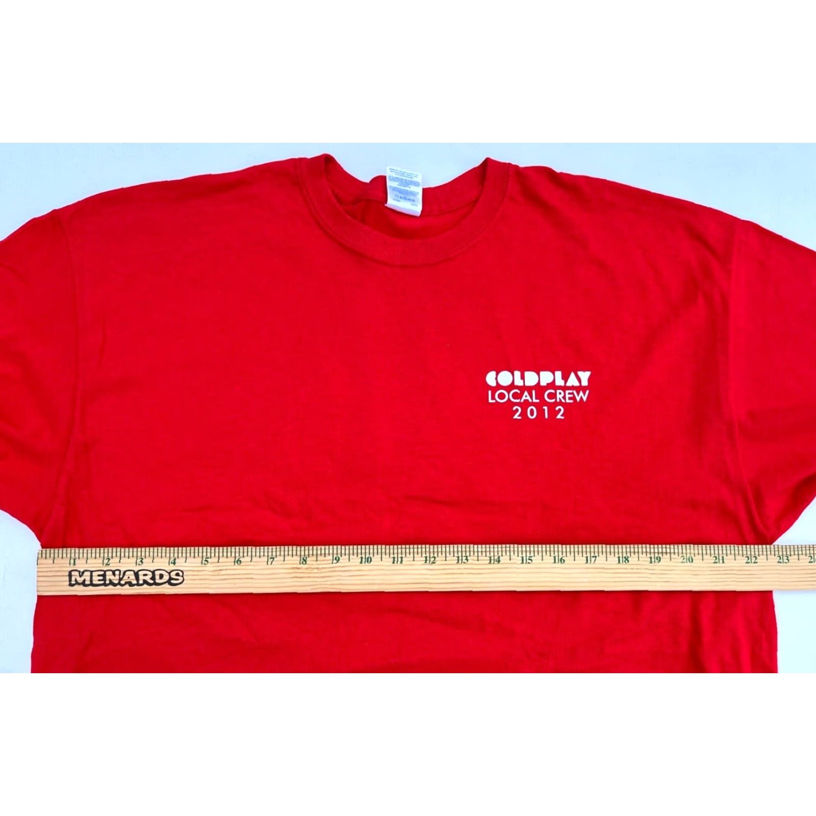 Gildan Coldplay Local Crew 2012 MX Band T-Shirt Red XL Unisex Adults Shirt Band Music Crew Neck Short Sleeve Gildan Heavy Cotton Size US XL / EU 56 / 4 - 8 Thumbnail