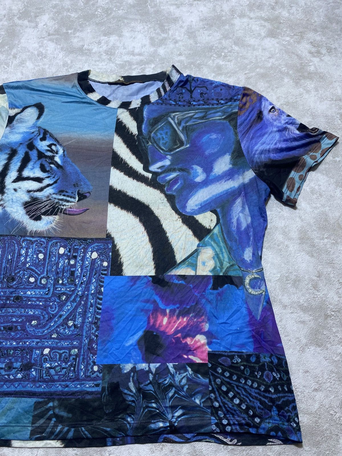 Roberto Cavalli Vintage Roberto Cavalli All Over Print T-shirt Tiger Collage Size US M / EU 48-50 / 2 - 4 Thumbnail