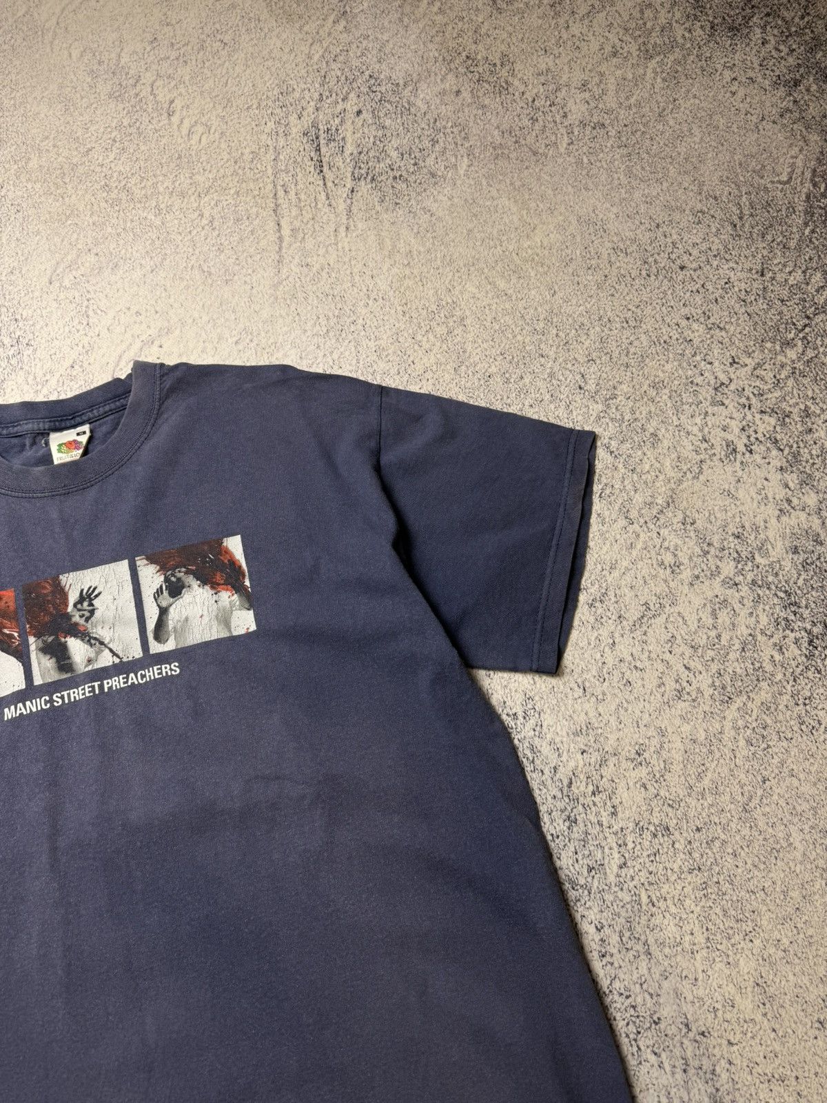 Vintage Vintage Manic Street Preachers Distressed T-Shirt Size US M / EU 48-50 / 2 - 6 Thumbnail