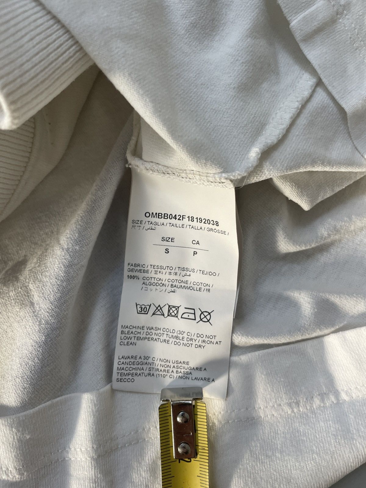 Off-White × Virgil Abloh Off White X Virgil abloh t-shirt hoodie Size US S / EU 44-46 / 1 - 4 Thumbnail