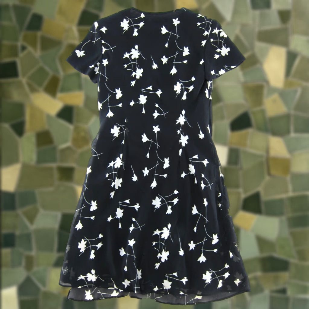 Vintage VINTAGE Donna Ricco New York Black White Floral V-Neck Short Sleeve Wrap Dress 6 Size 28" / US 6 / IT 42 - 1 Thumbnail