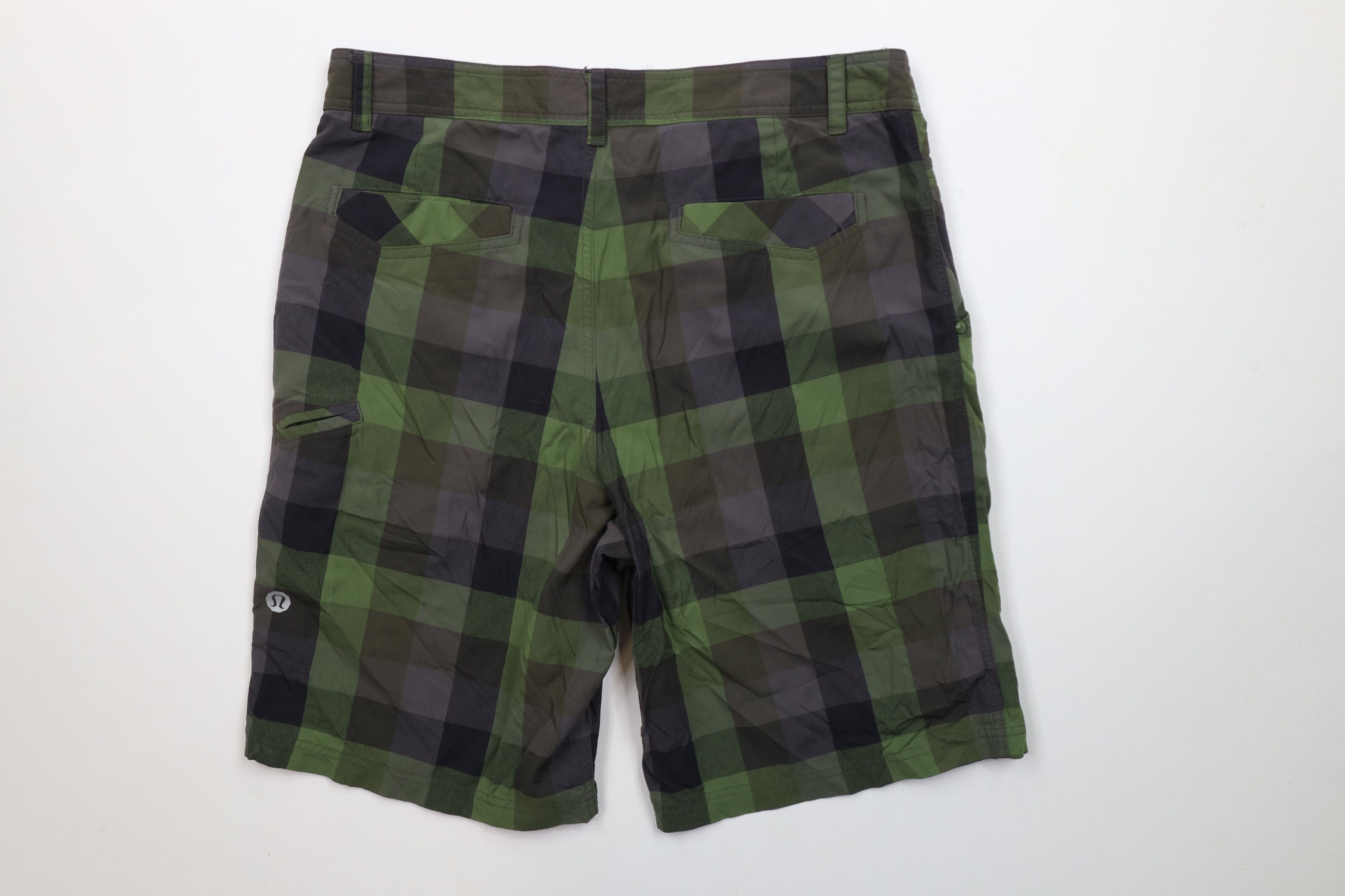 Lululemon × Vintage Vintage Lululemon Checkered Plaid Golf Chino Shorts Green Size US 36 / EU 52 - 7 Thumbnail