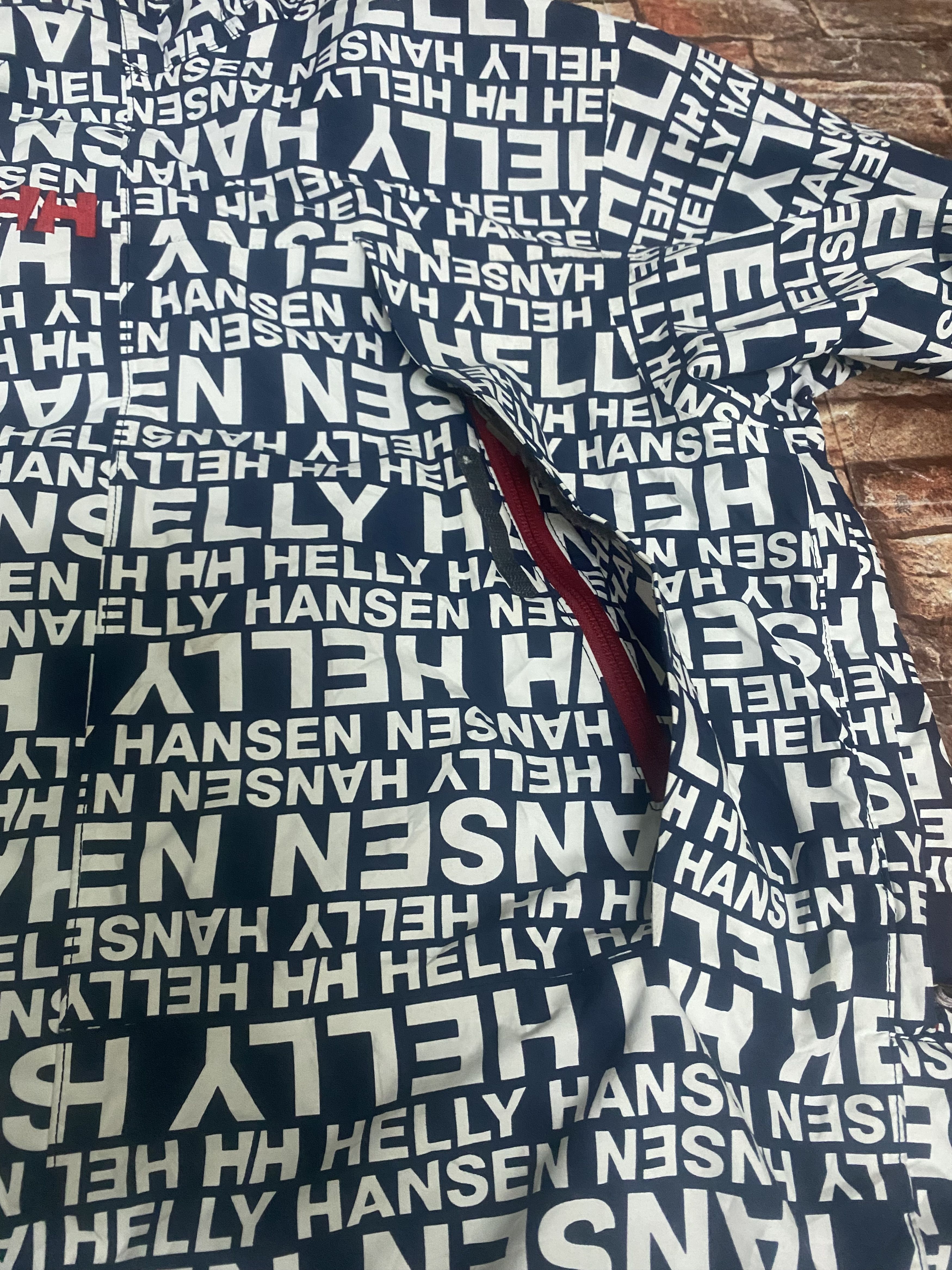 Helly Hansen Rare Helly Hansen Full Print Water Proof Hoodie Size US L / EU 52-54 / 3 - 7 Thumbnail