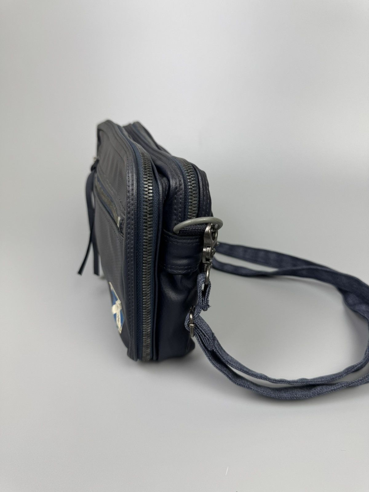 Japanese Brand Luggage Label - Japan Yoshida and Co. Dark Blue Slingbag Size ONE SIZE - 4 Thumbnail