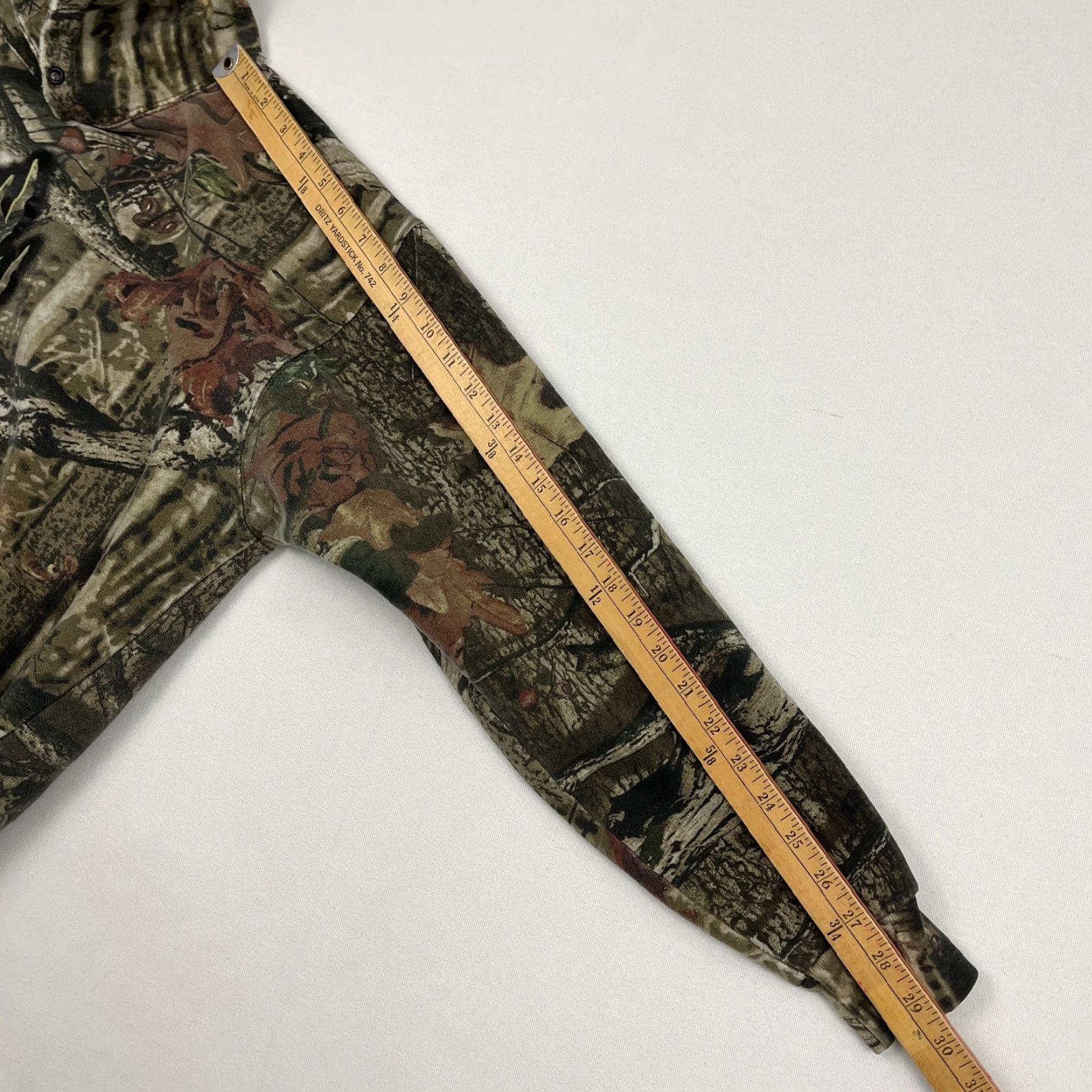 Vintage Russell Hoodie Mens L Y2K Woodstalker Mossy Oak Breakup Infinity Camo Sweatshirt Size US L / EU 52-54 / 3 - 7 Thumbnail