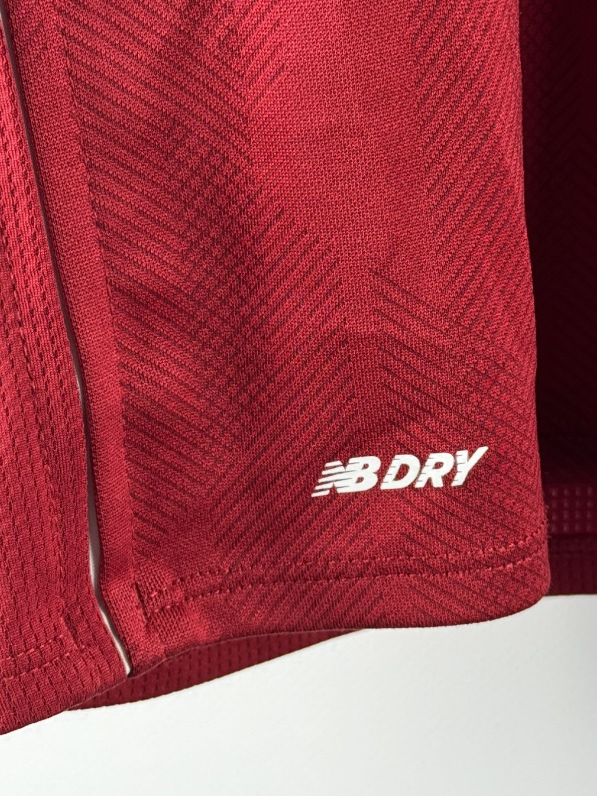 New Balance Liverpool Home Shirt 2018/19 Roberto Firmino New Balance Size US M / EU 48-50 / 2 - 10 Thumbnail