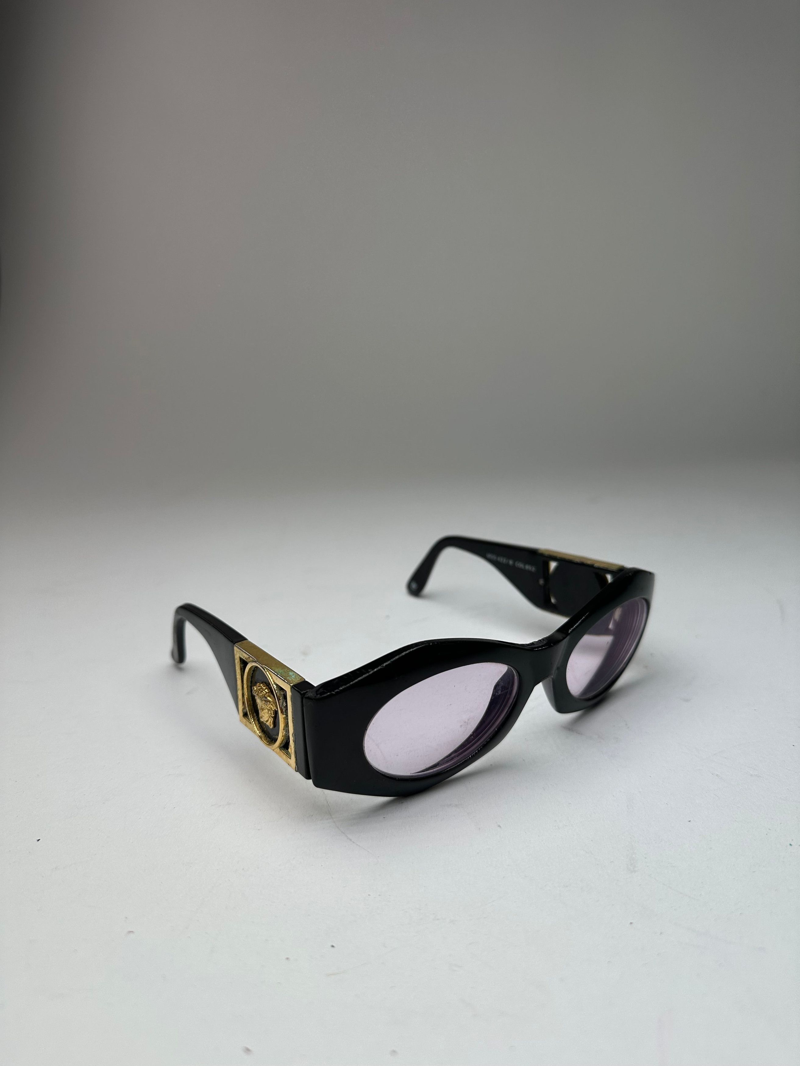Versace Vintage Gianni Sunglasses Black Acetate Gold Medusa Size ONE SIZE - 1 Thumbnail